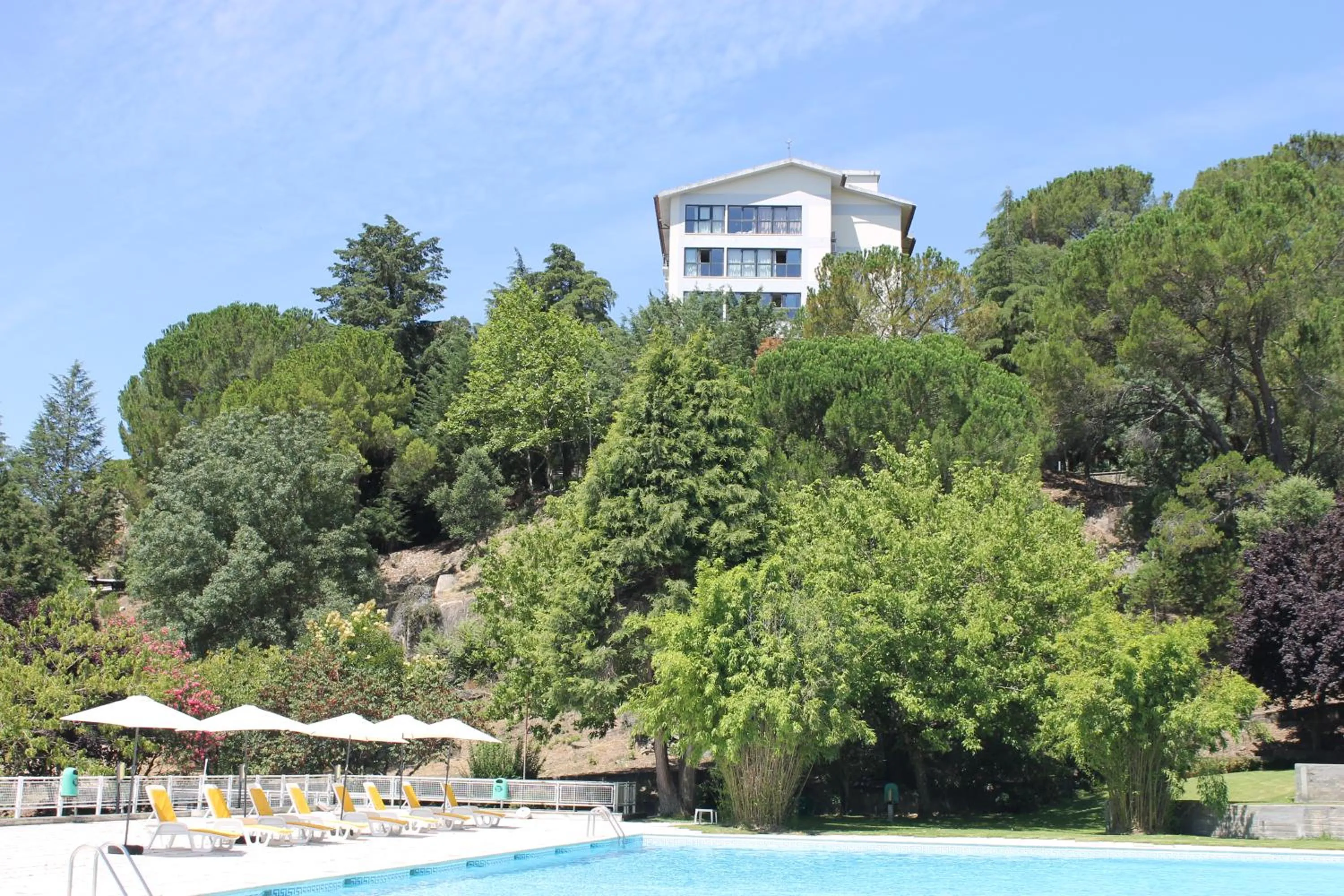 Property building in Hotel Senhora do Castelo