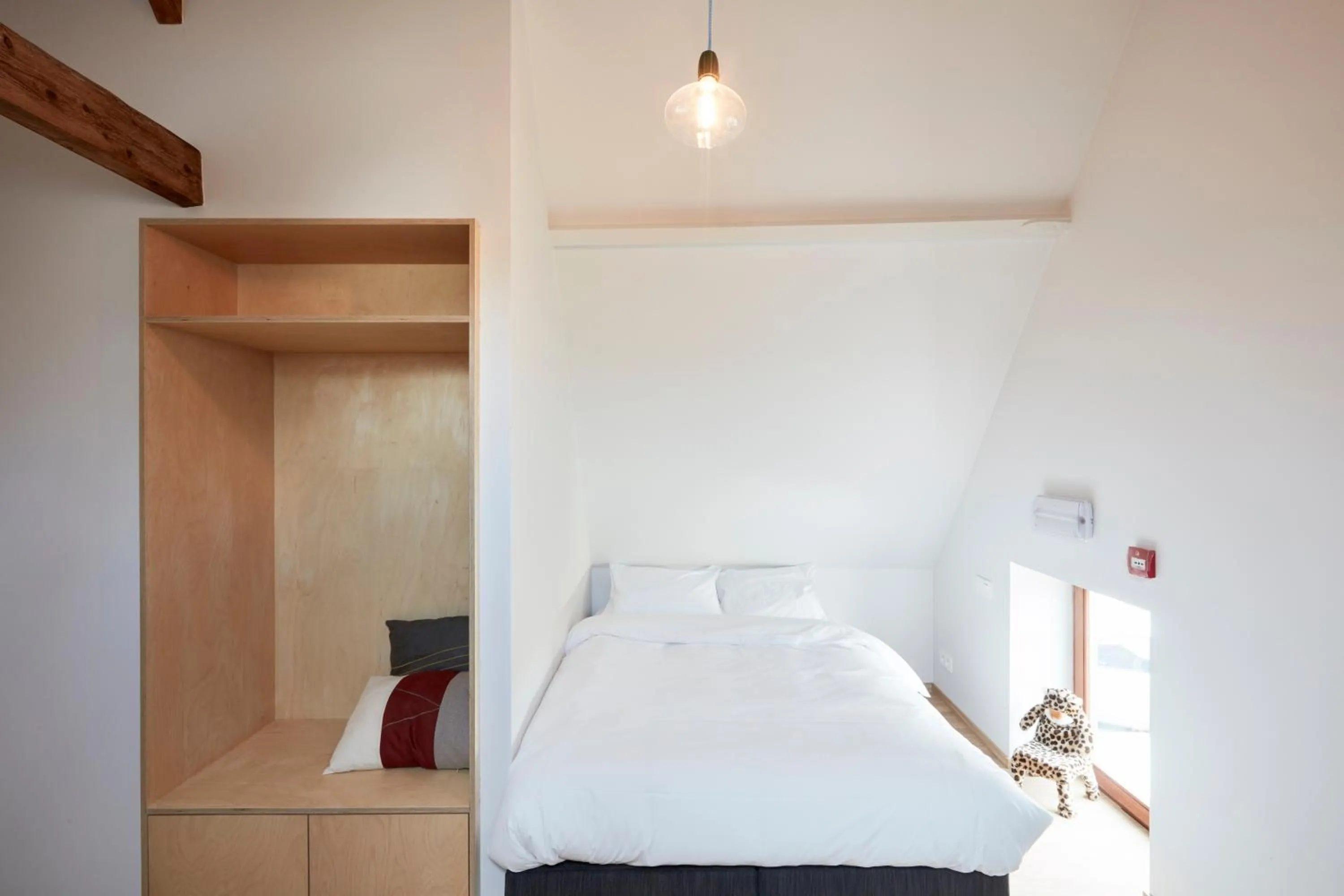 Bed in B&B De Deugdzonde