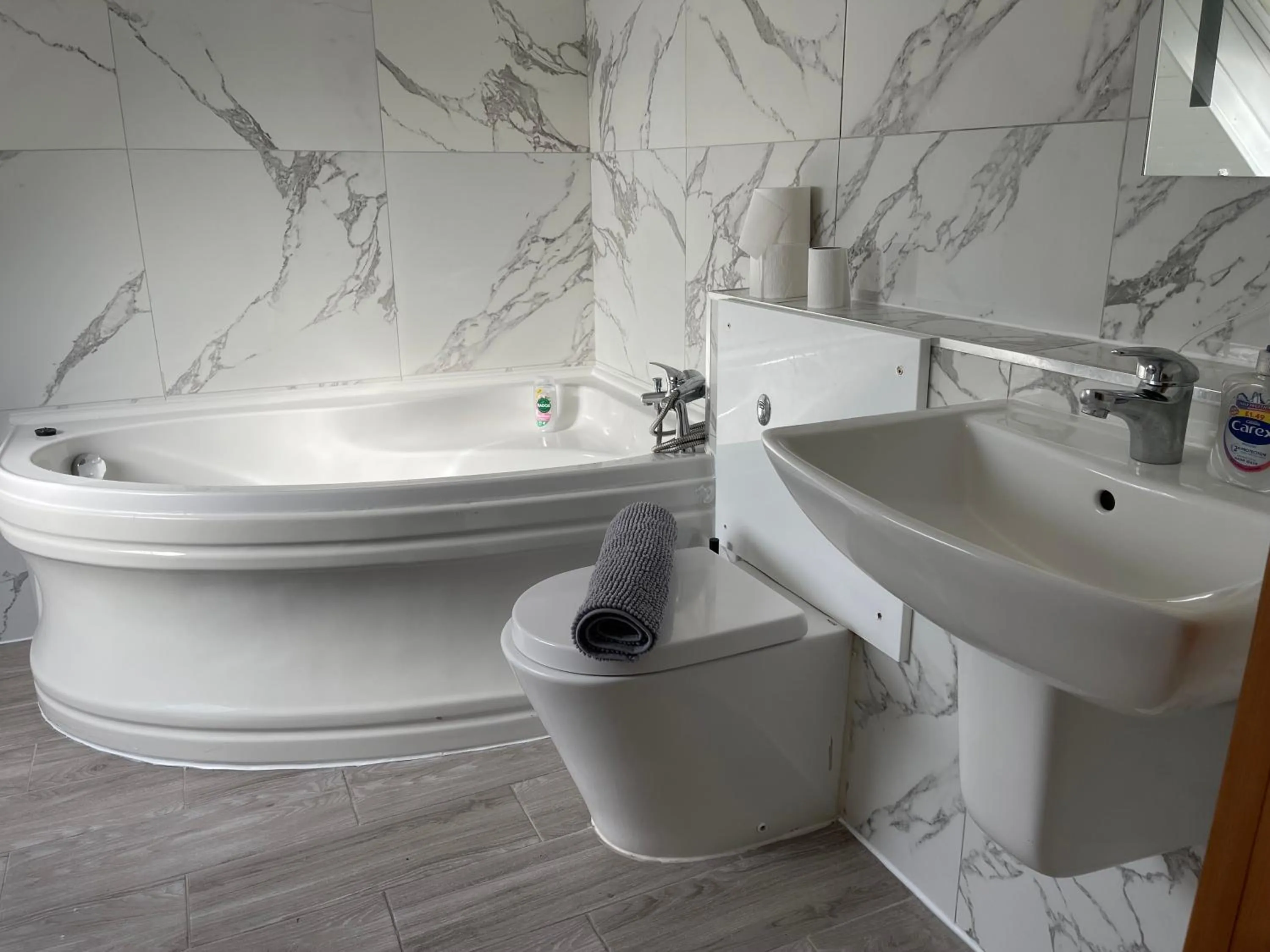 Toilet in The Six Bells Hotel