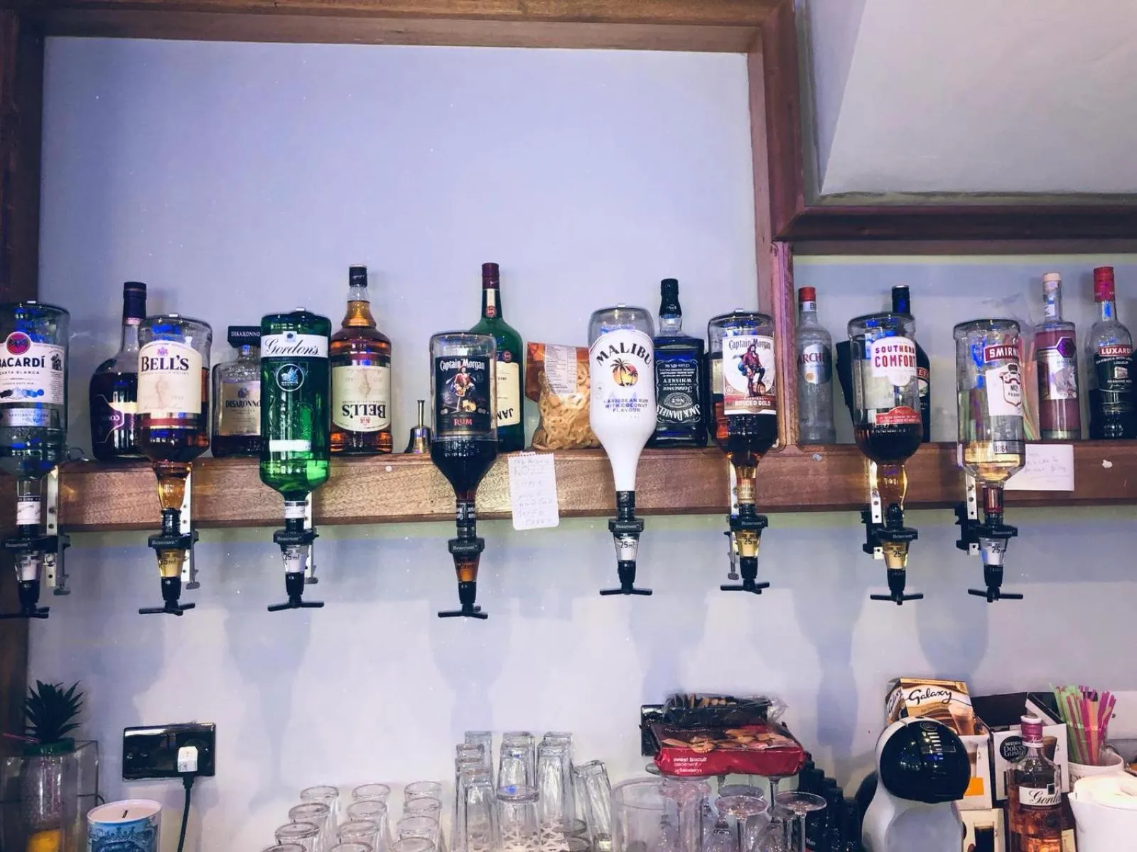 Lounge or bar in The Six Bells Hotel