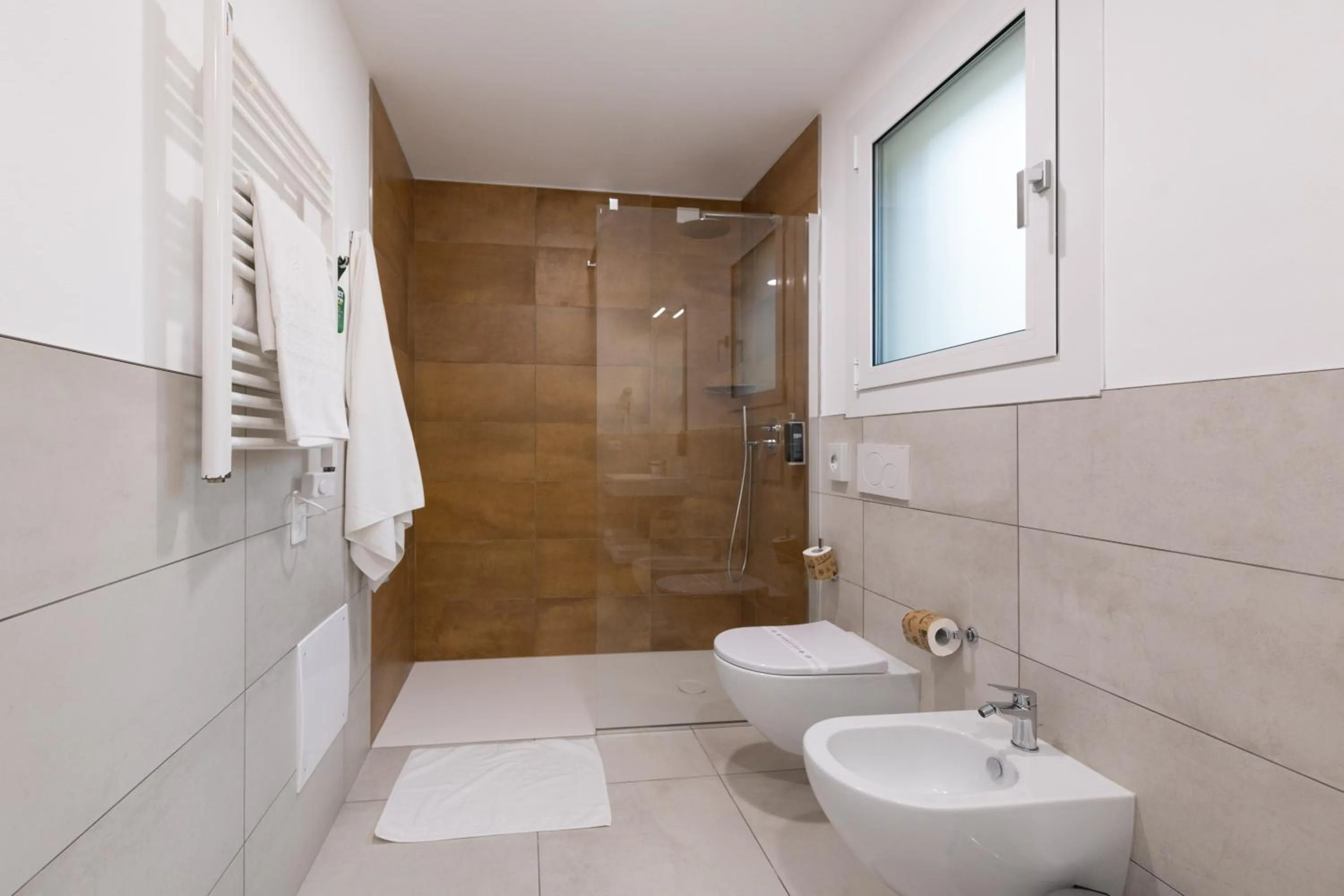 Shower in Villaggio Turistico Internazionale