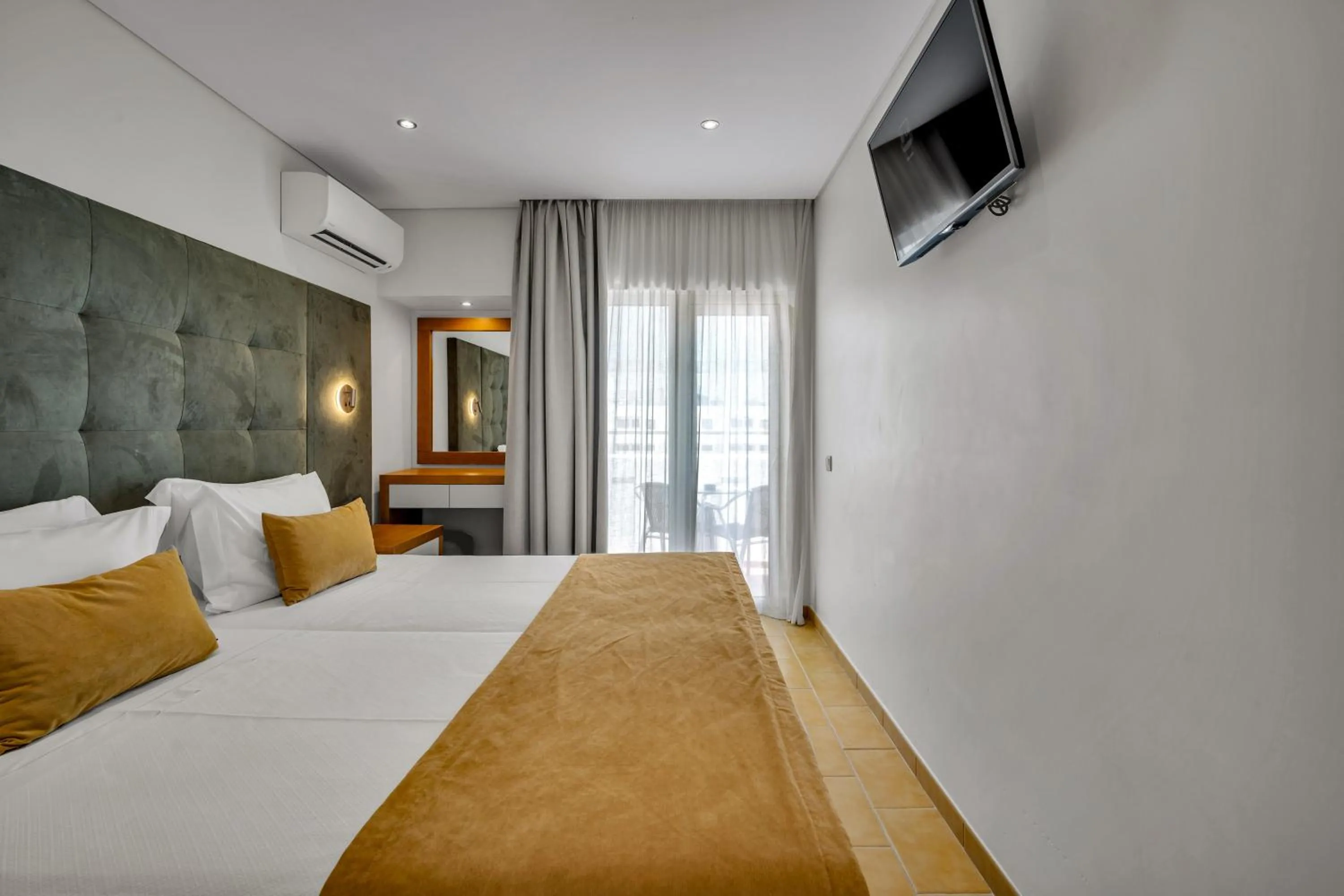 Bed in Albufeira Sol Hotel & Spa