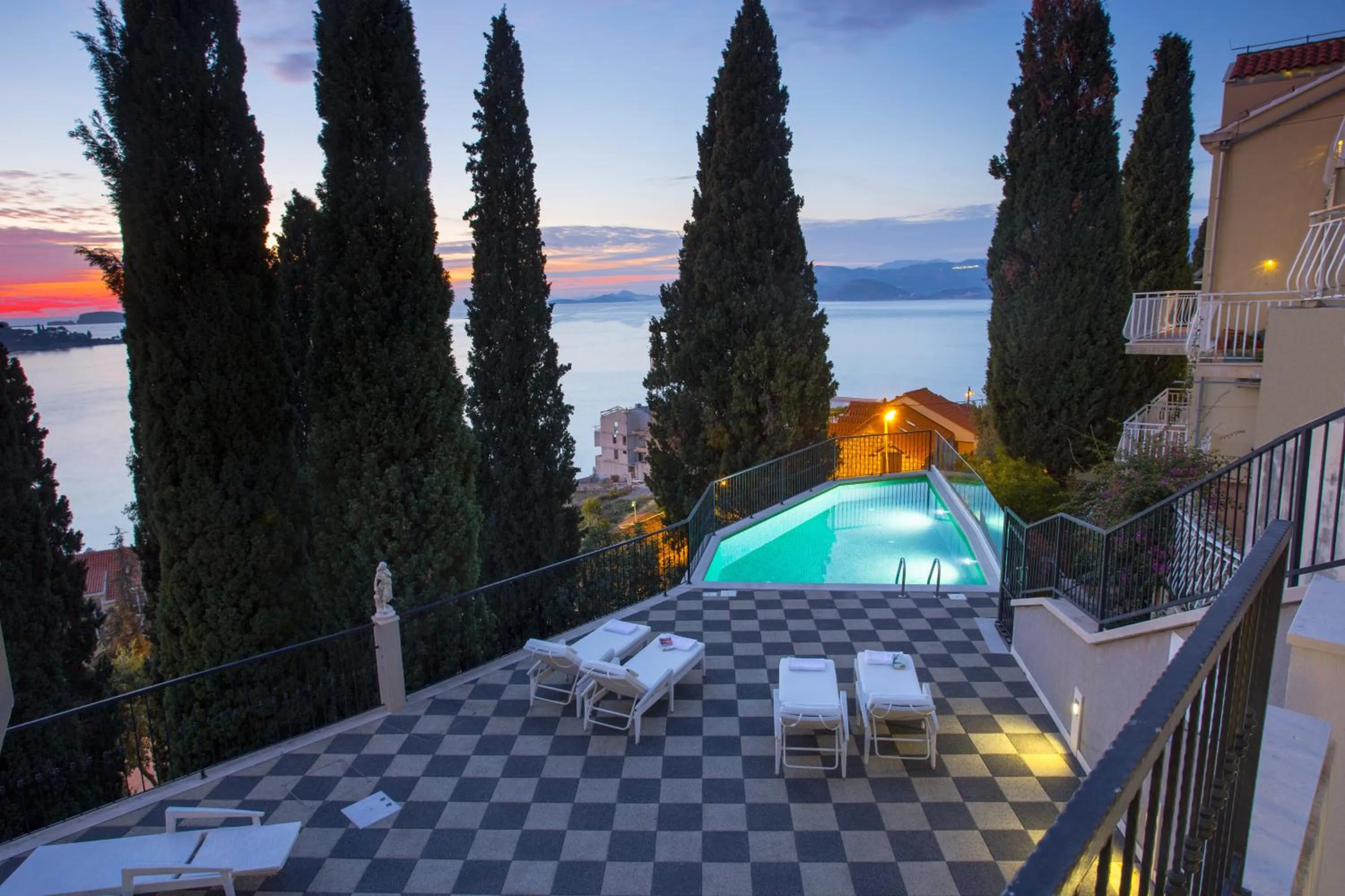 Day in Apartments Didan