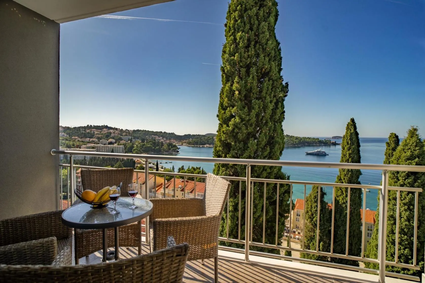 Day in Apartments Didan