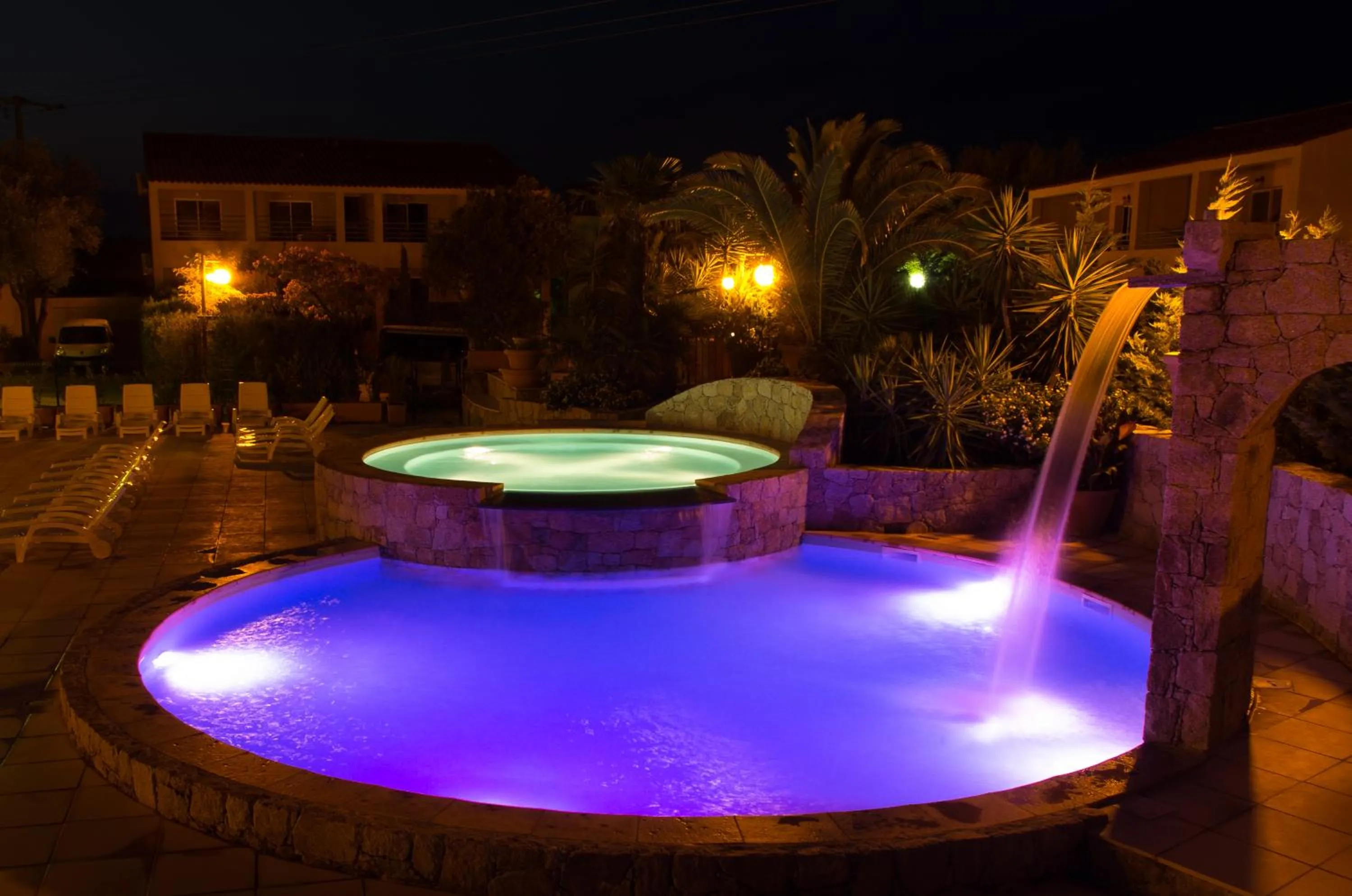 Swimming pool in Hôtel et Résidence Benista