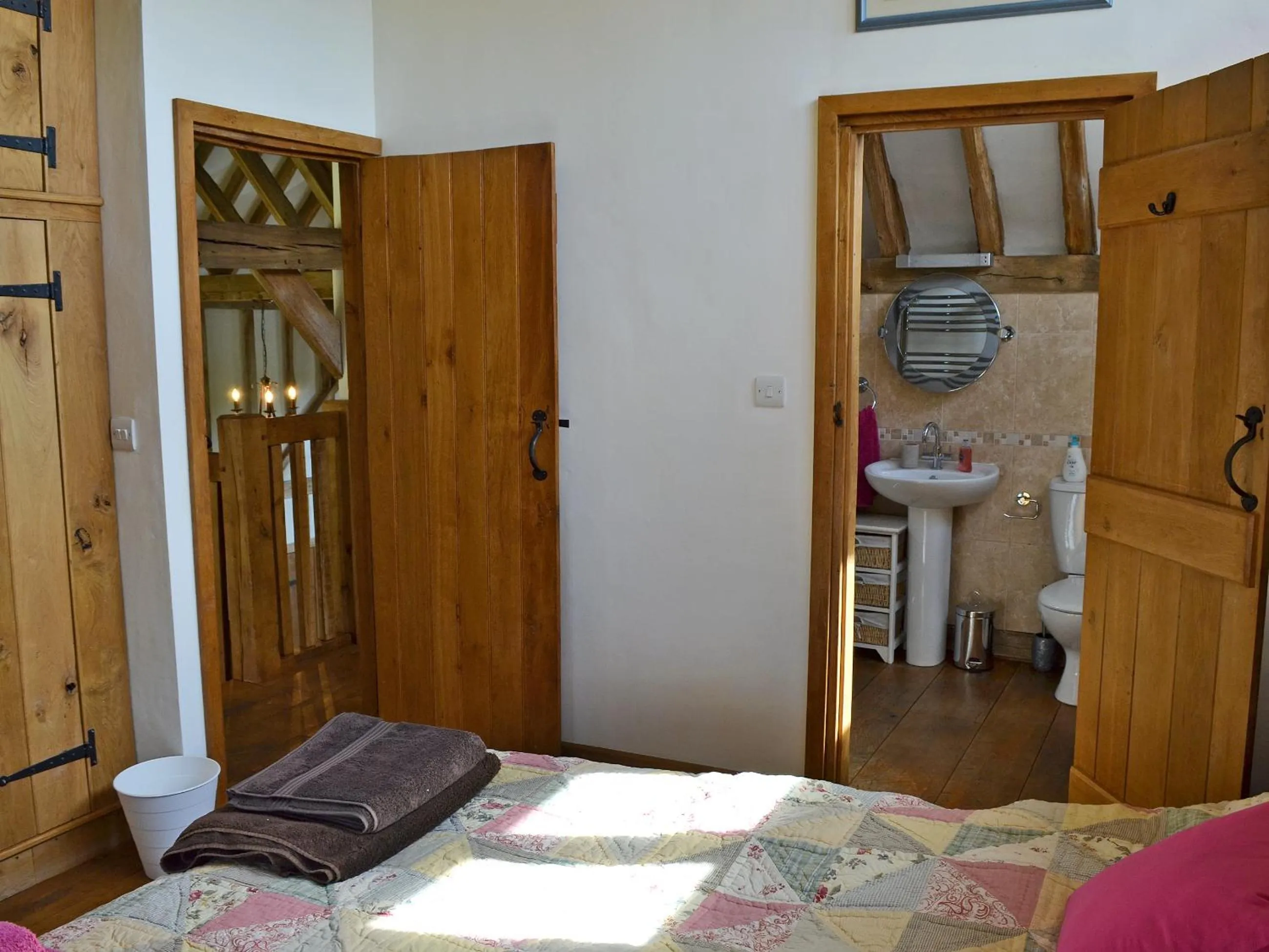 Property building in Romden Barn