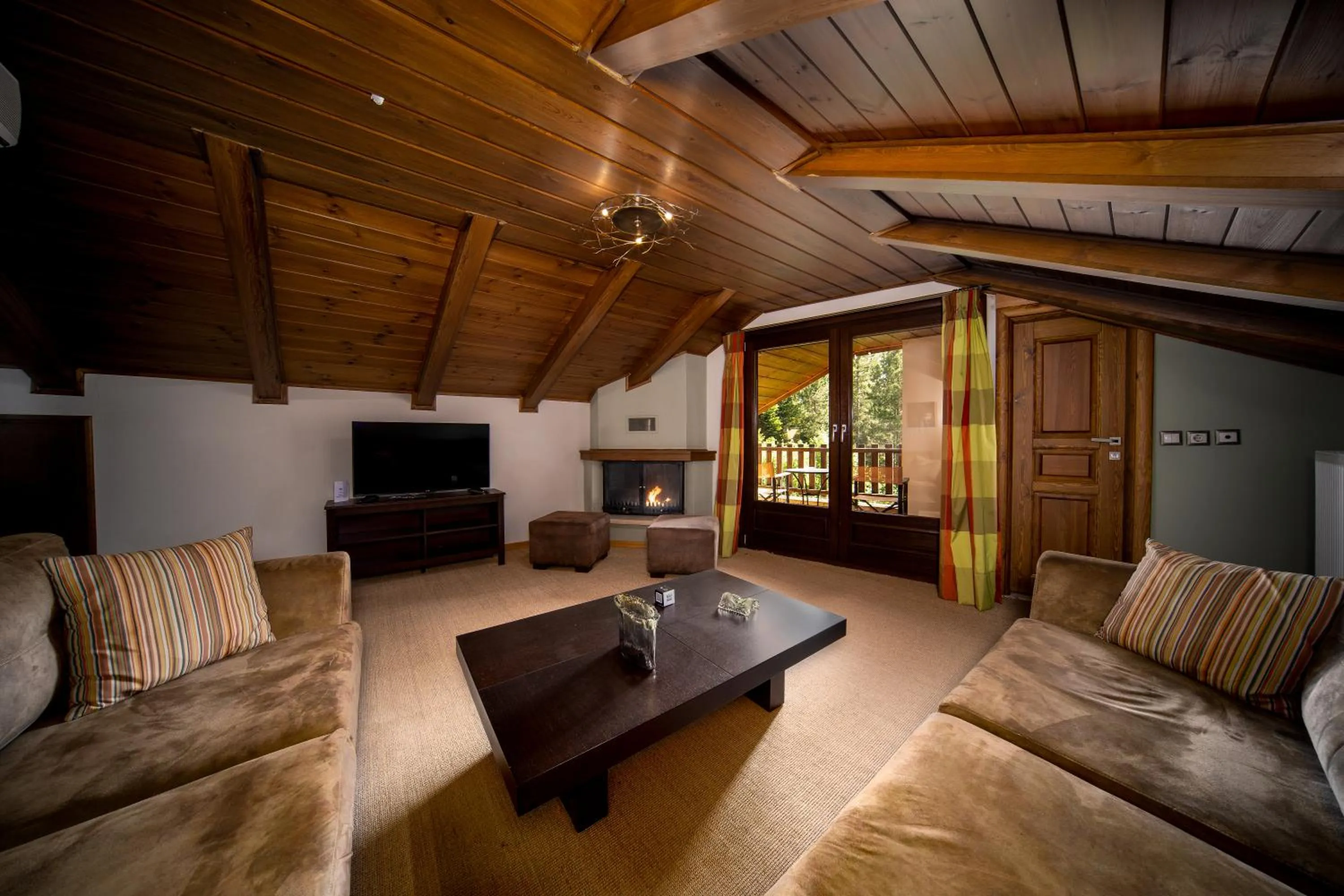 Seating area in Hotel Giamandes