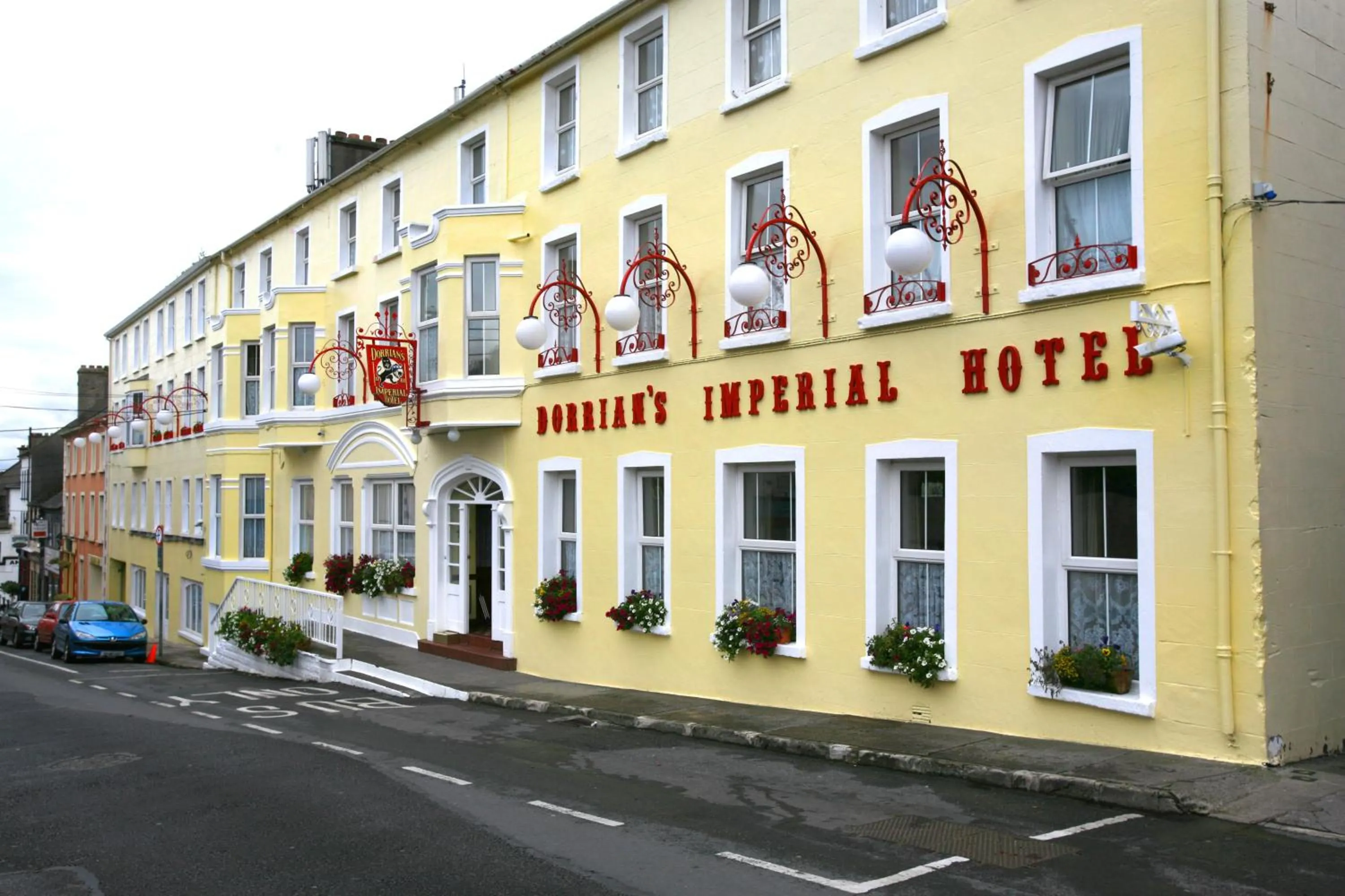 Facade/entrance in Dorrians Imperial Hotel