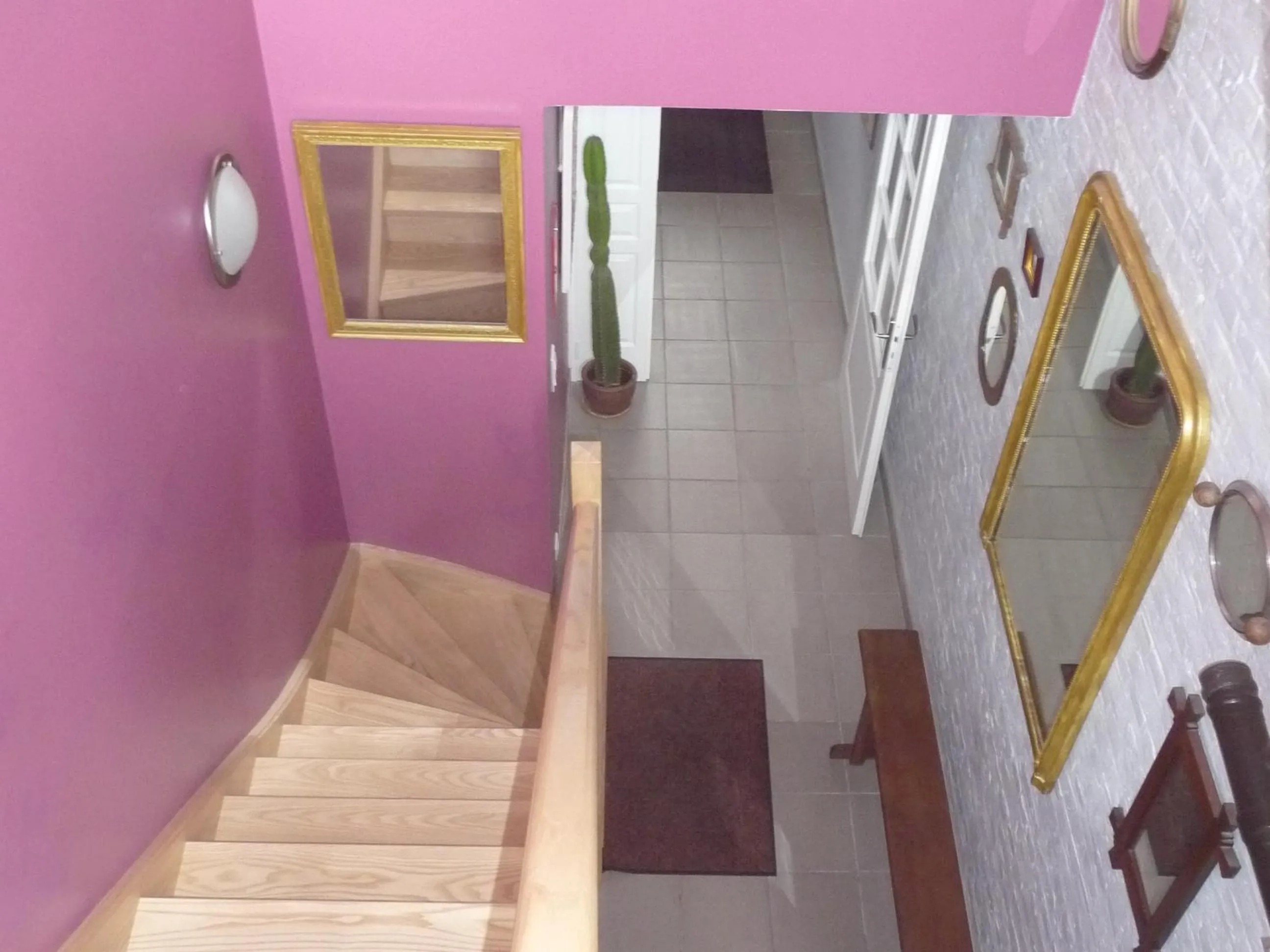 Lobby or reception in Au Troubadour