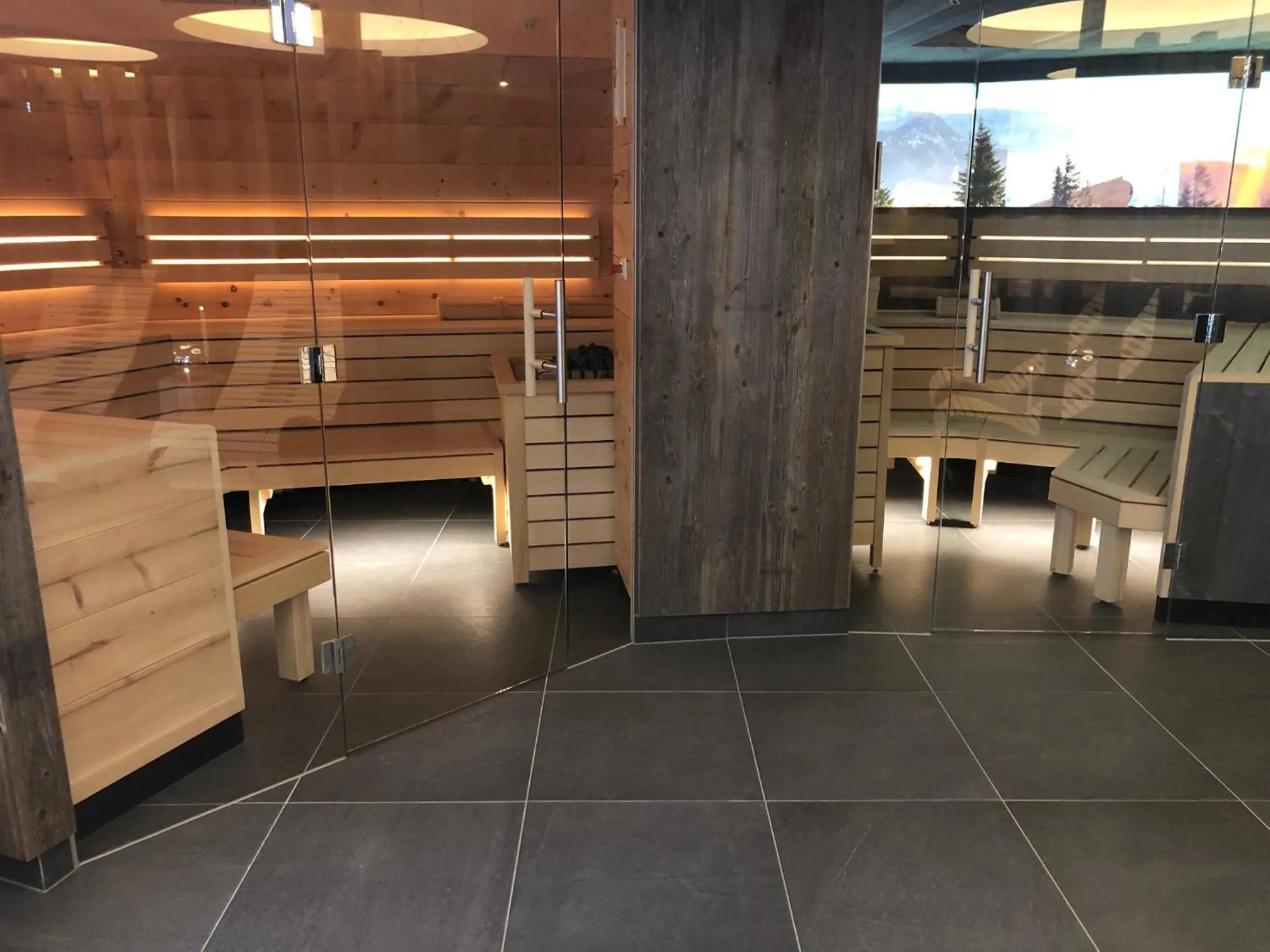 Sauna in meiZeit Lodge