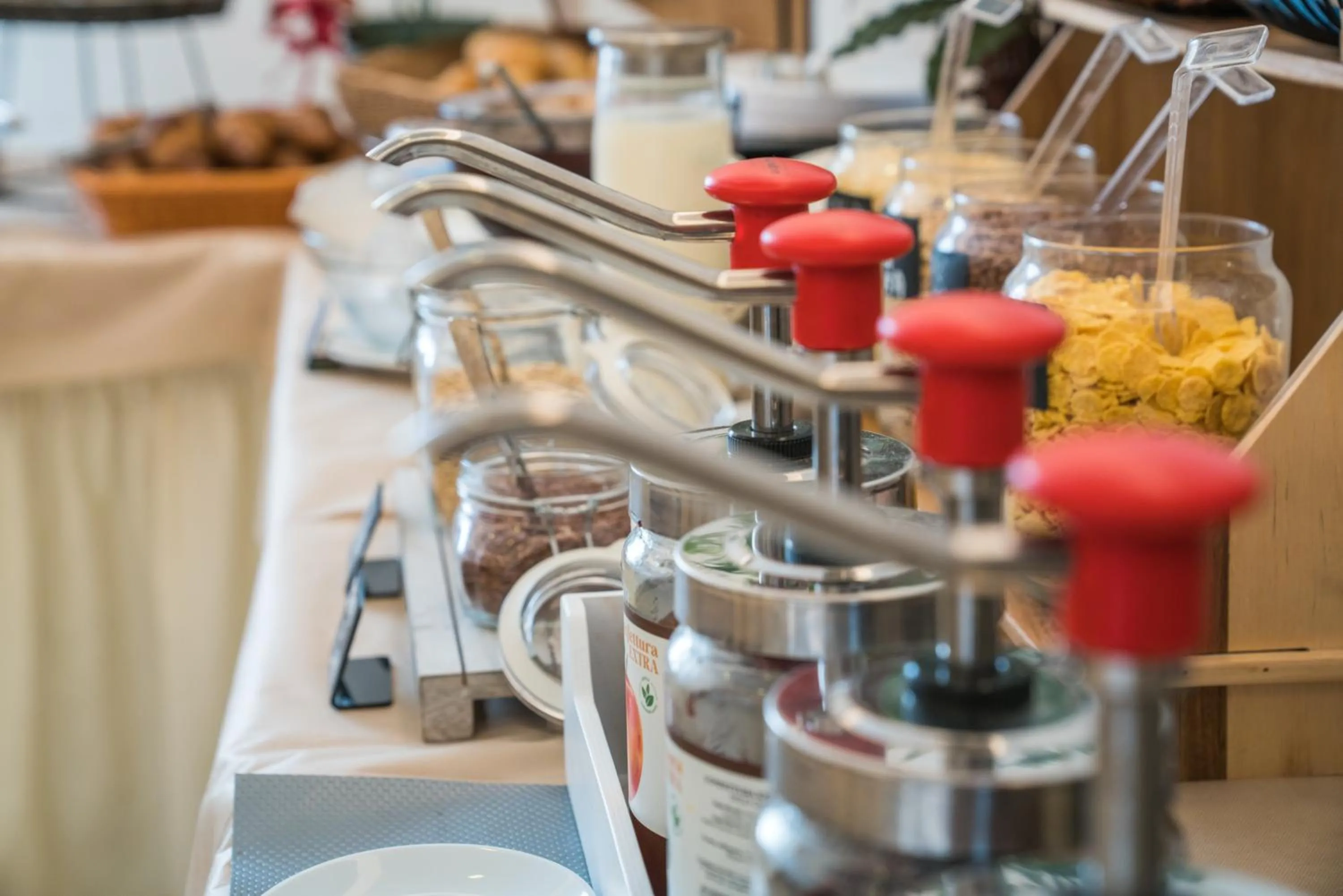 Buffet breakfast in Hotel Europa Milano Marittima