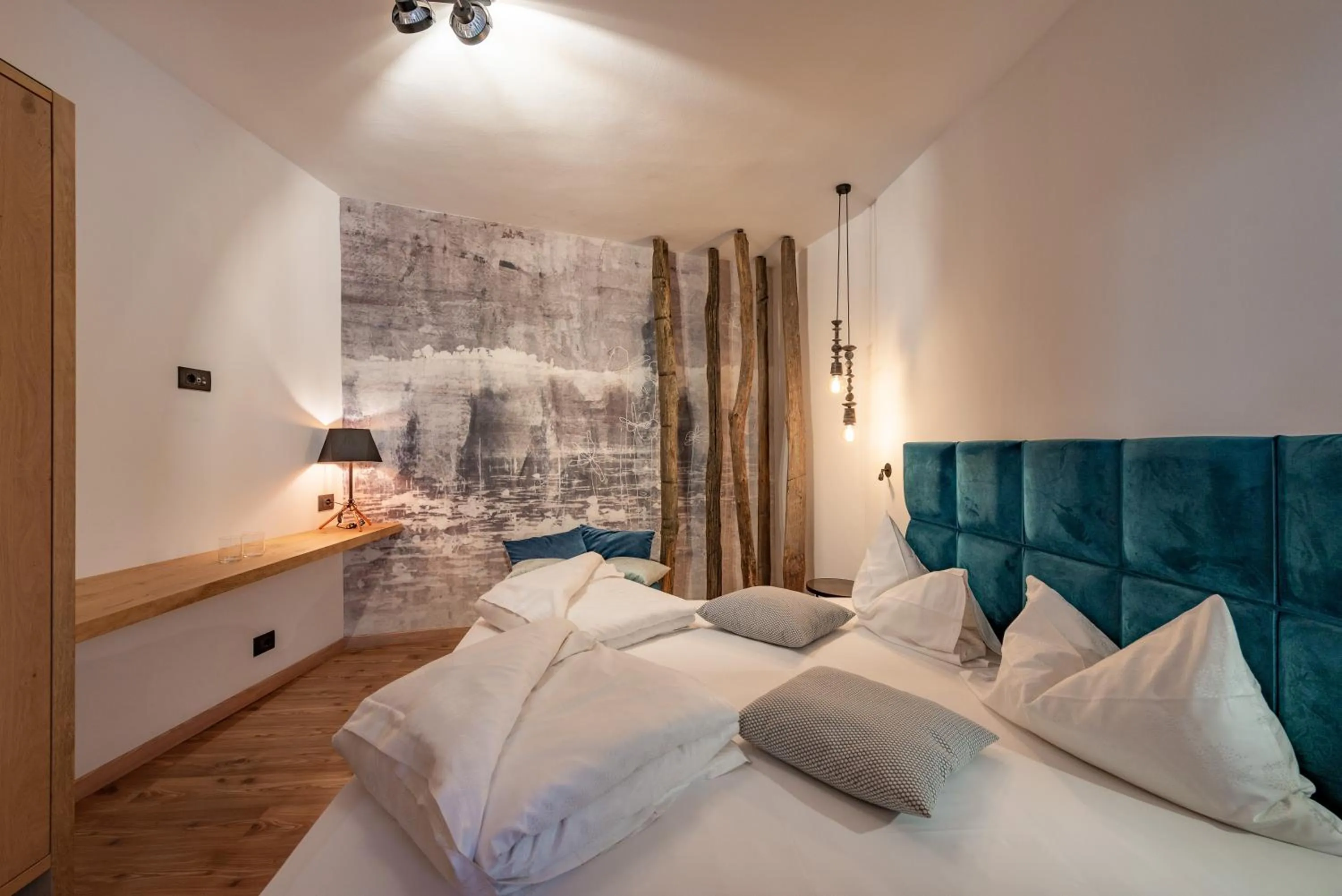 Bedroom, Bed in Hotel Goldene Traube