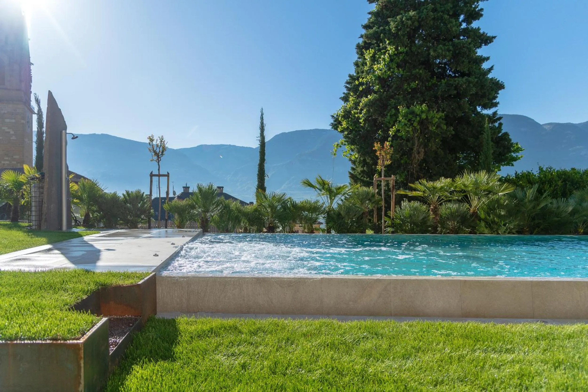 Swimming pool in Hotel Goldene Traube