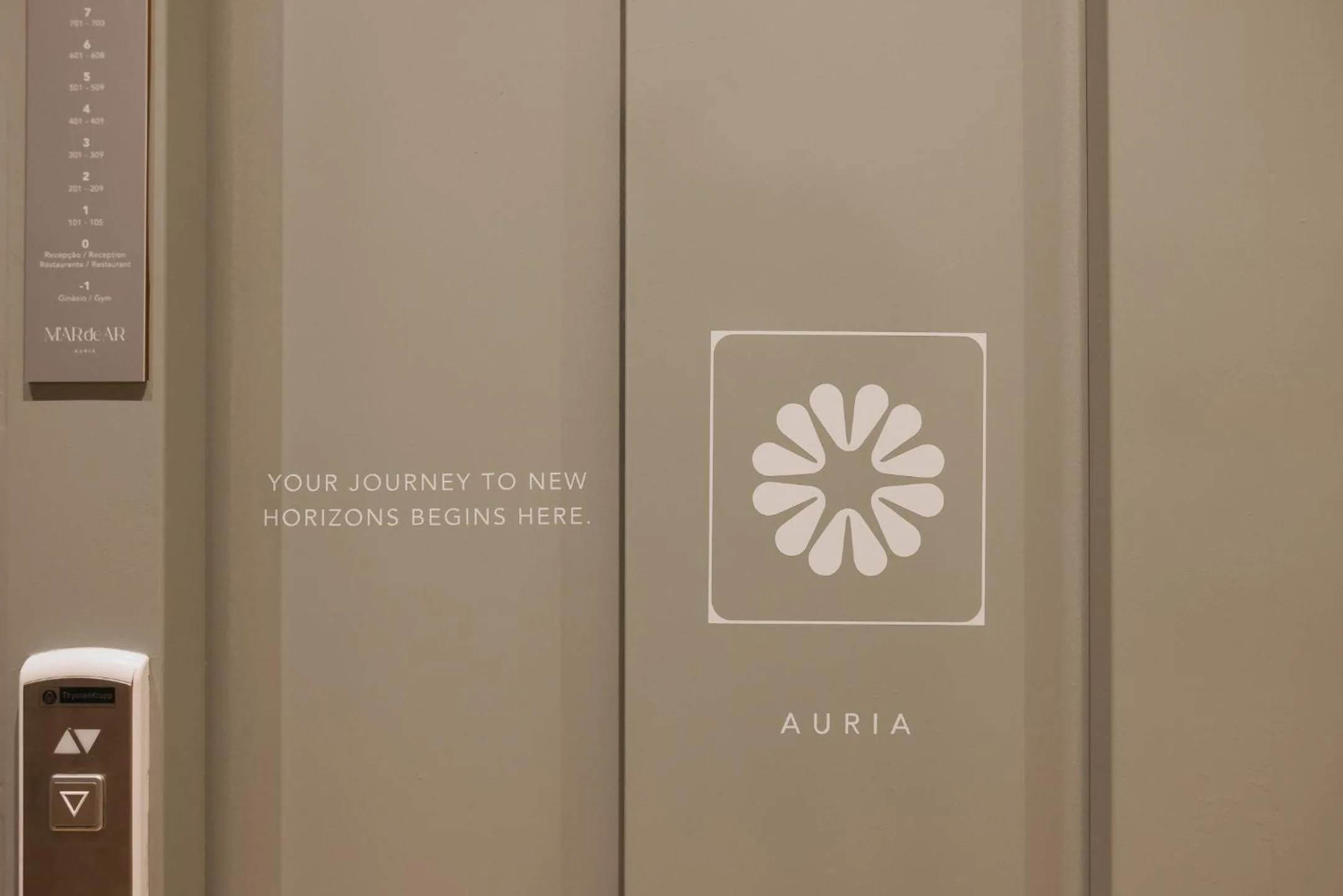 elevator in M'AR De AR Auria