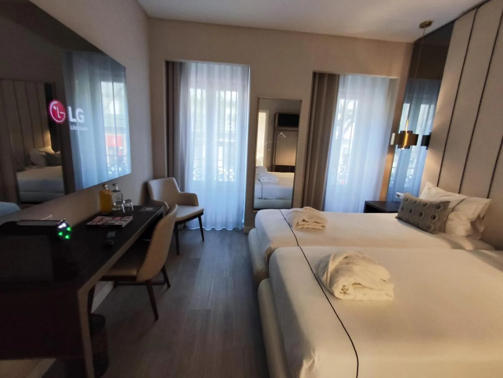 TV and multimedia, Bed in M'AR De AR Auria