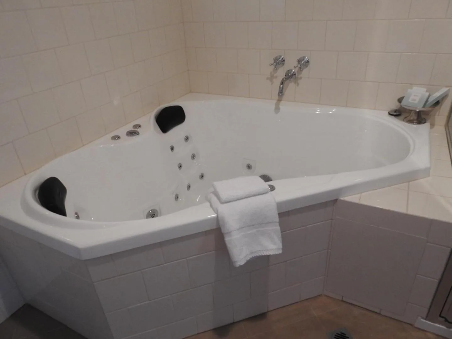 Bull and Mouth Hotel Maryborough Victoria