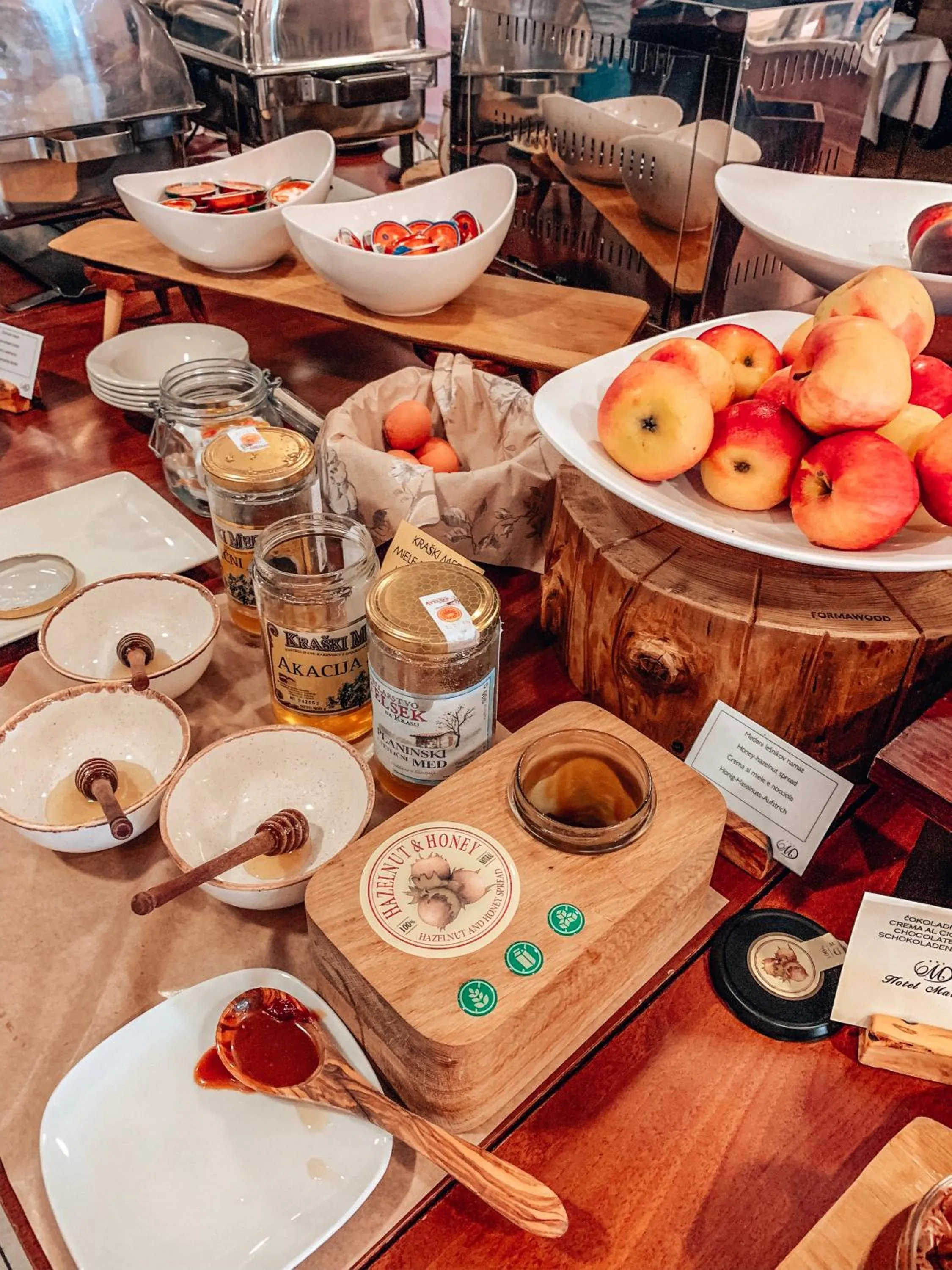 Food and drinks in Hotel Marina