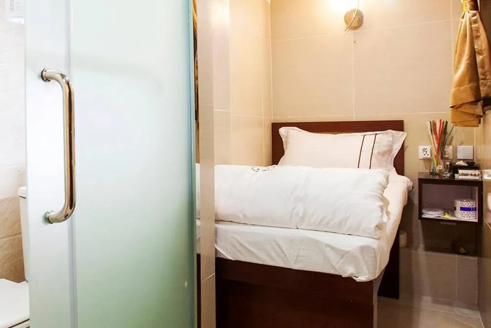 Bed in HK International Hostel