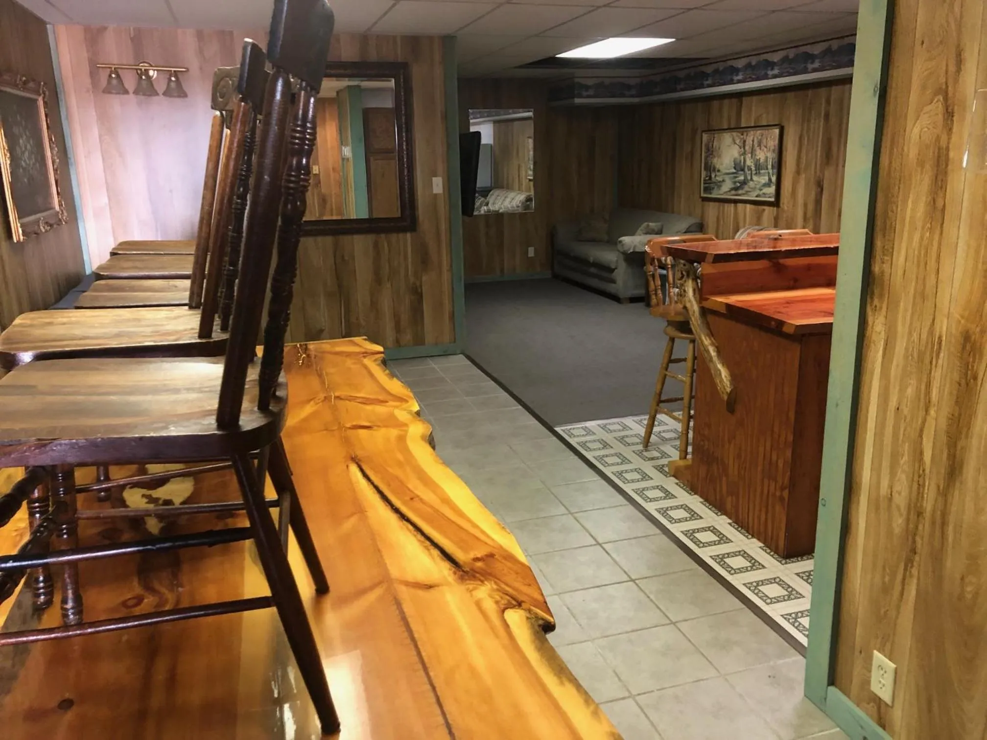 Living room in Black Hills Cabins at Quail's Crossing