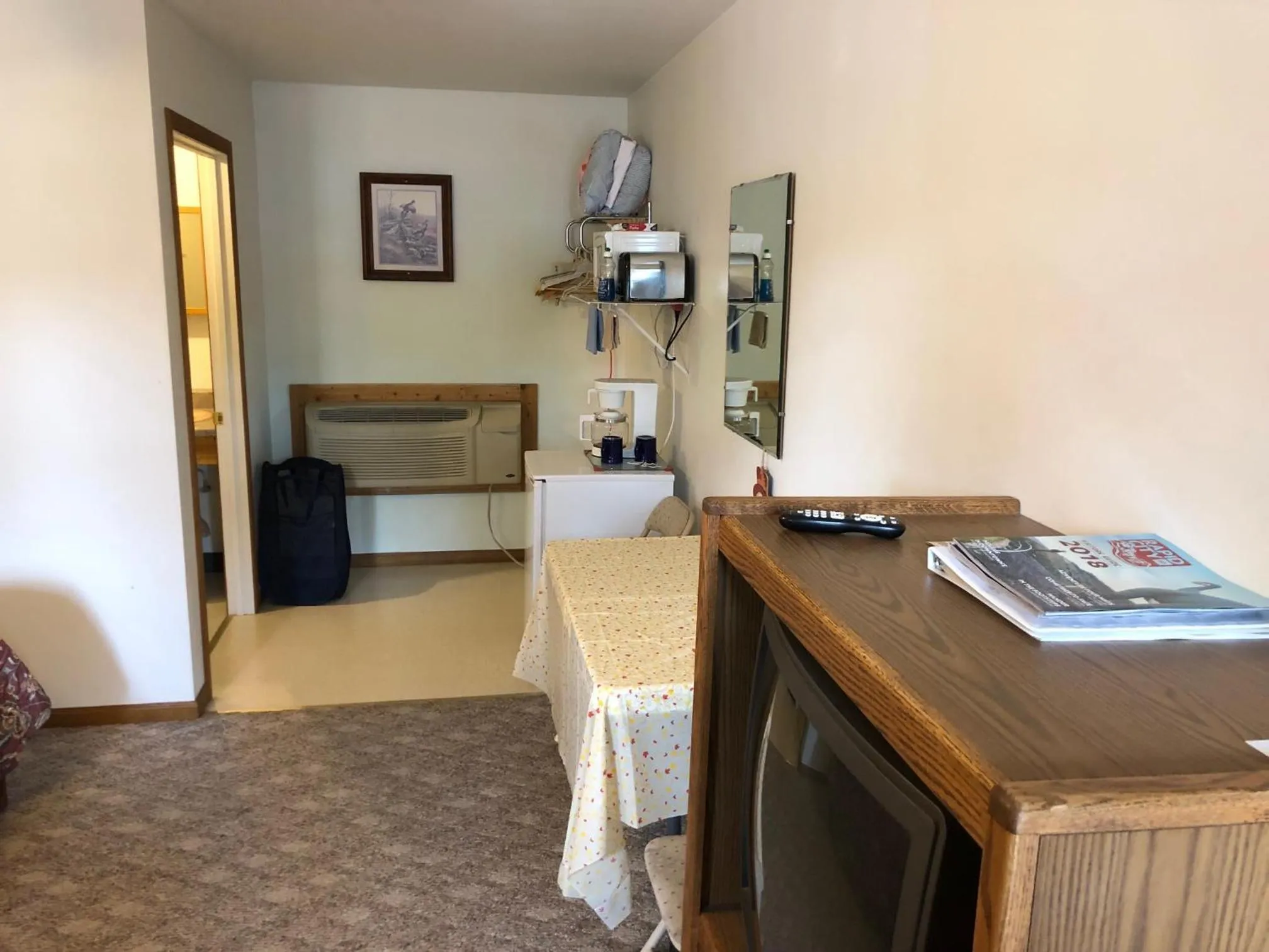 TV and multimedia in Black Hills Cabins at Quail's Crossing