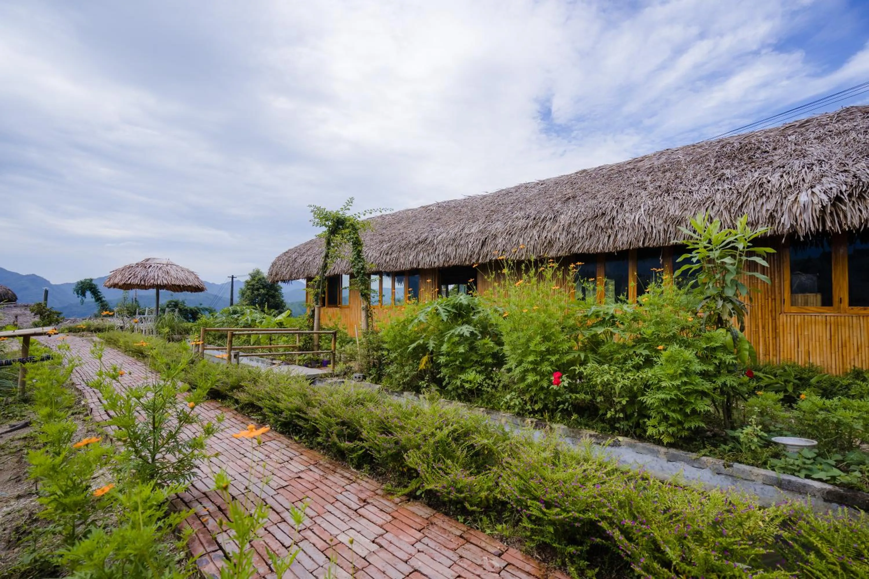 Hoang Su Phi Lodge