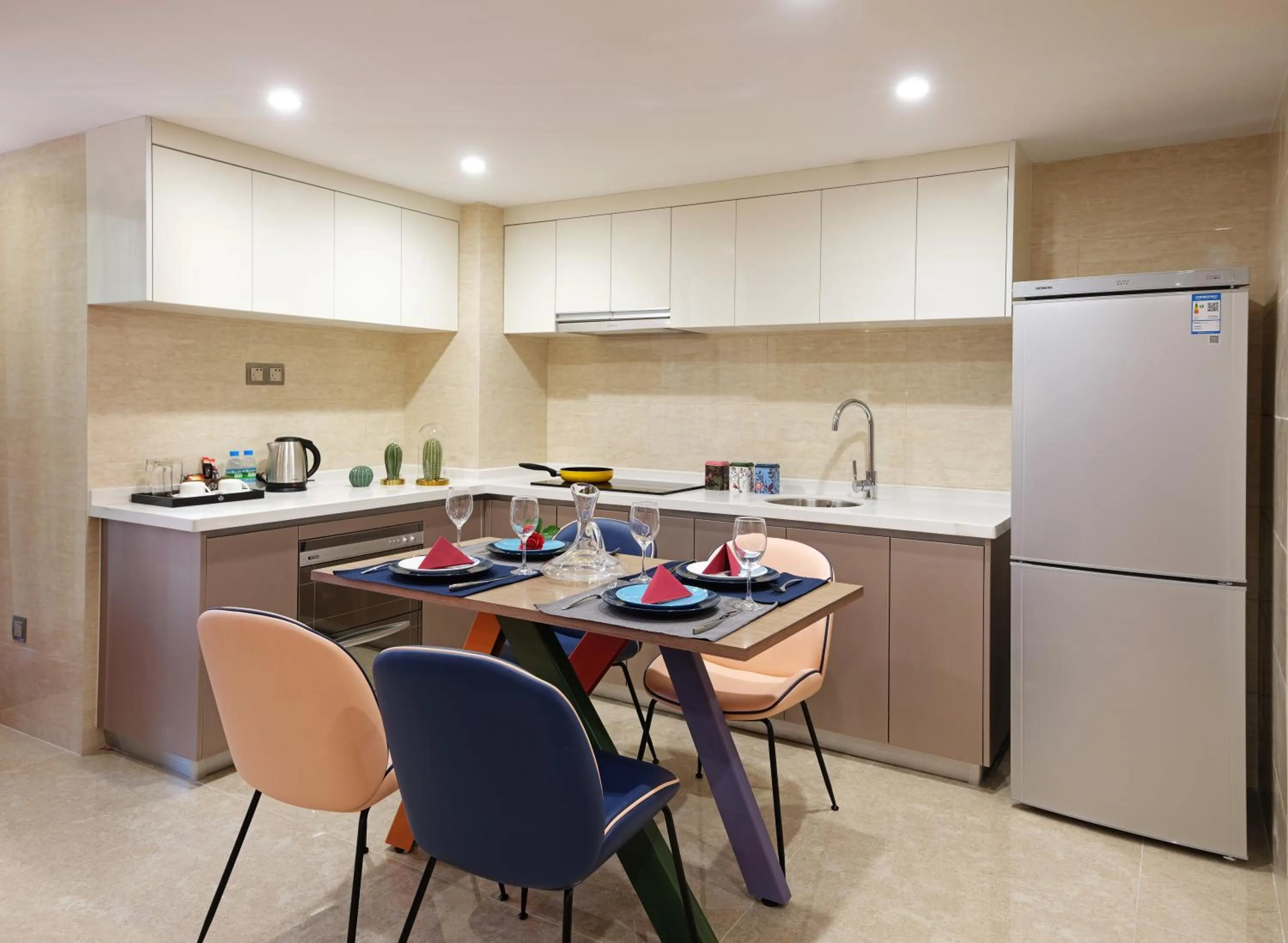 Kitchen or kitchenette in Royal Star Apartment(Guangzhou Central City Branch)
