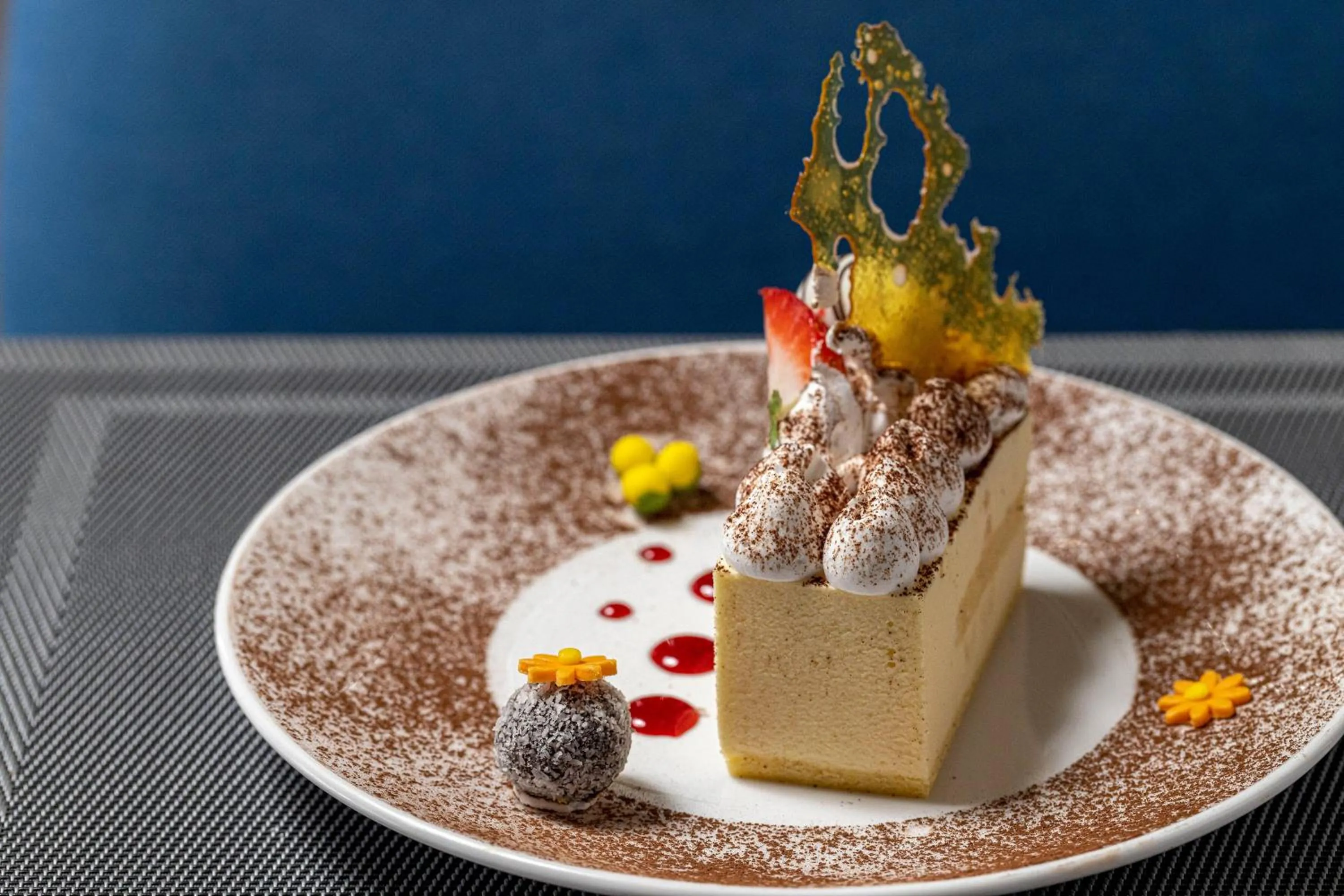 Food and drinks in Meliá Vinpearl Thanh Hoa