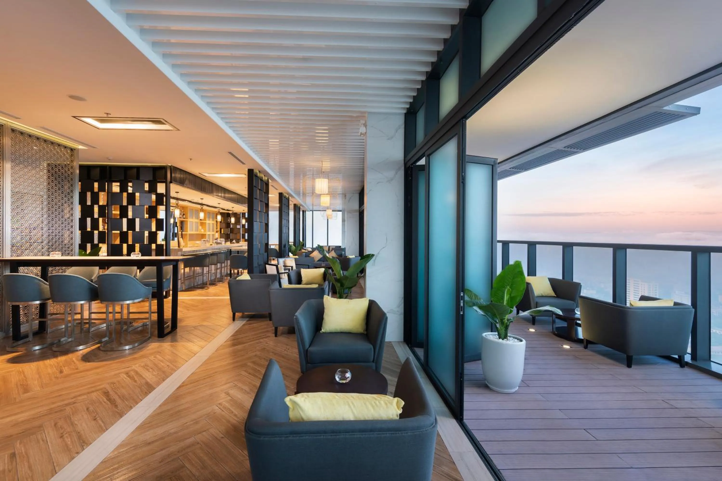 Balcony/Terrace in Melia Vinpearl Thanh Hoa