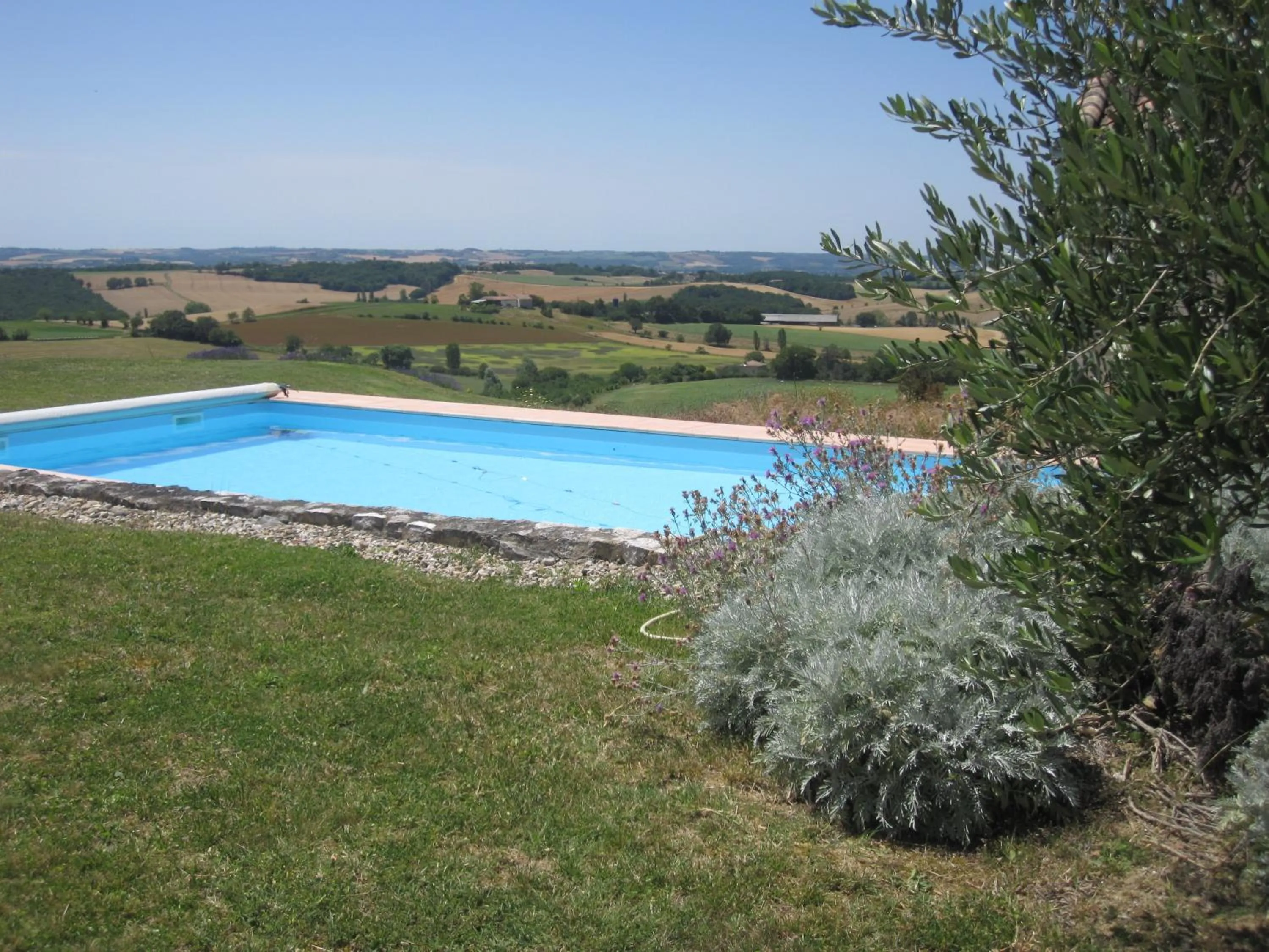 Pool view in Bellegarde