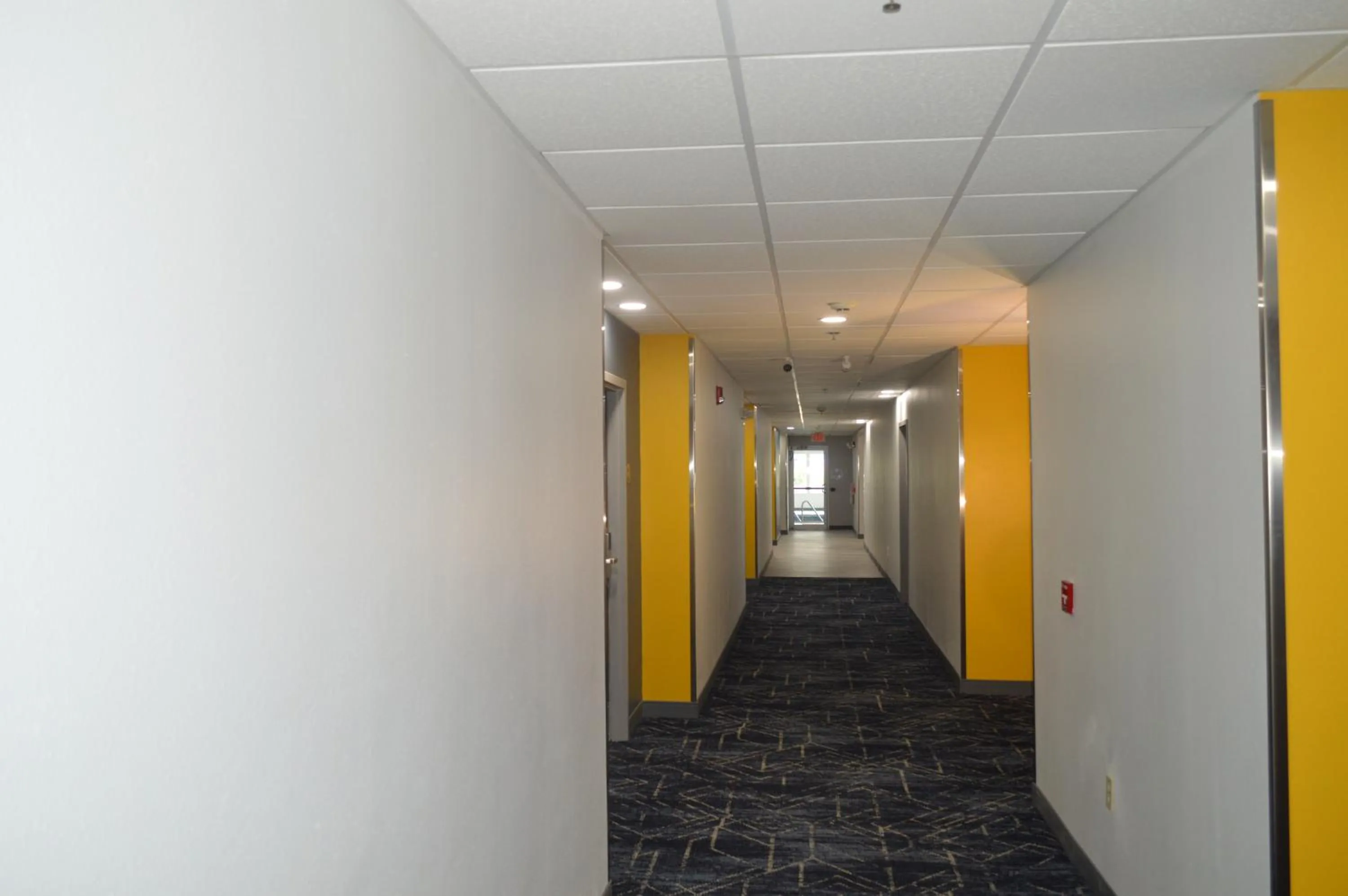 Property building in Comfort Inn & Suites Harrisburg-Hershey North