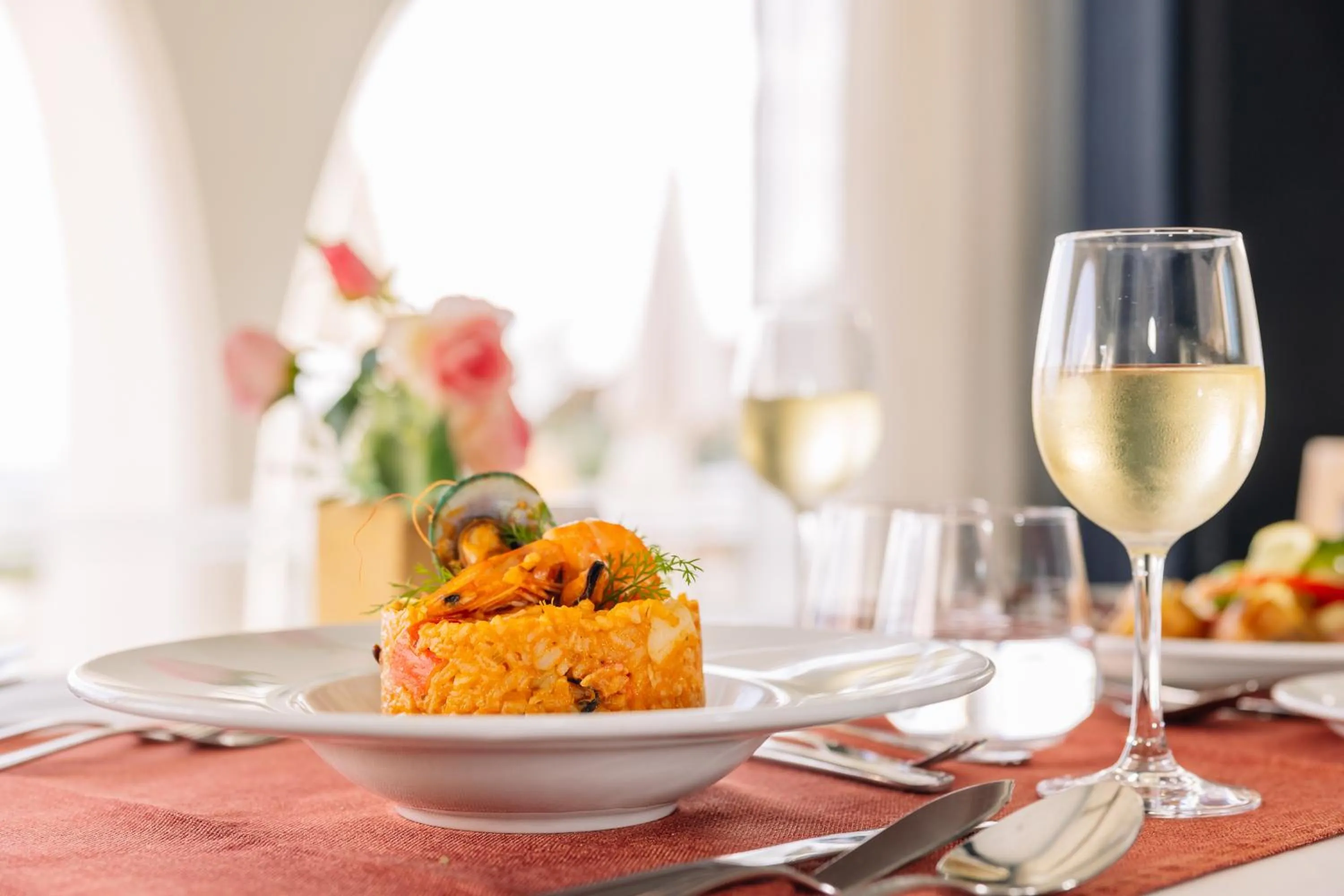 Lounge or bar in Grand Muthu Oura View Beach Club