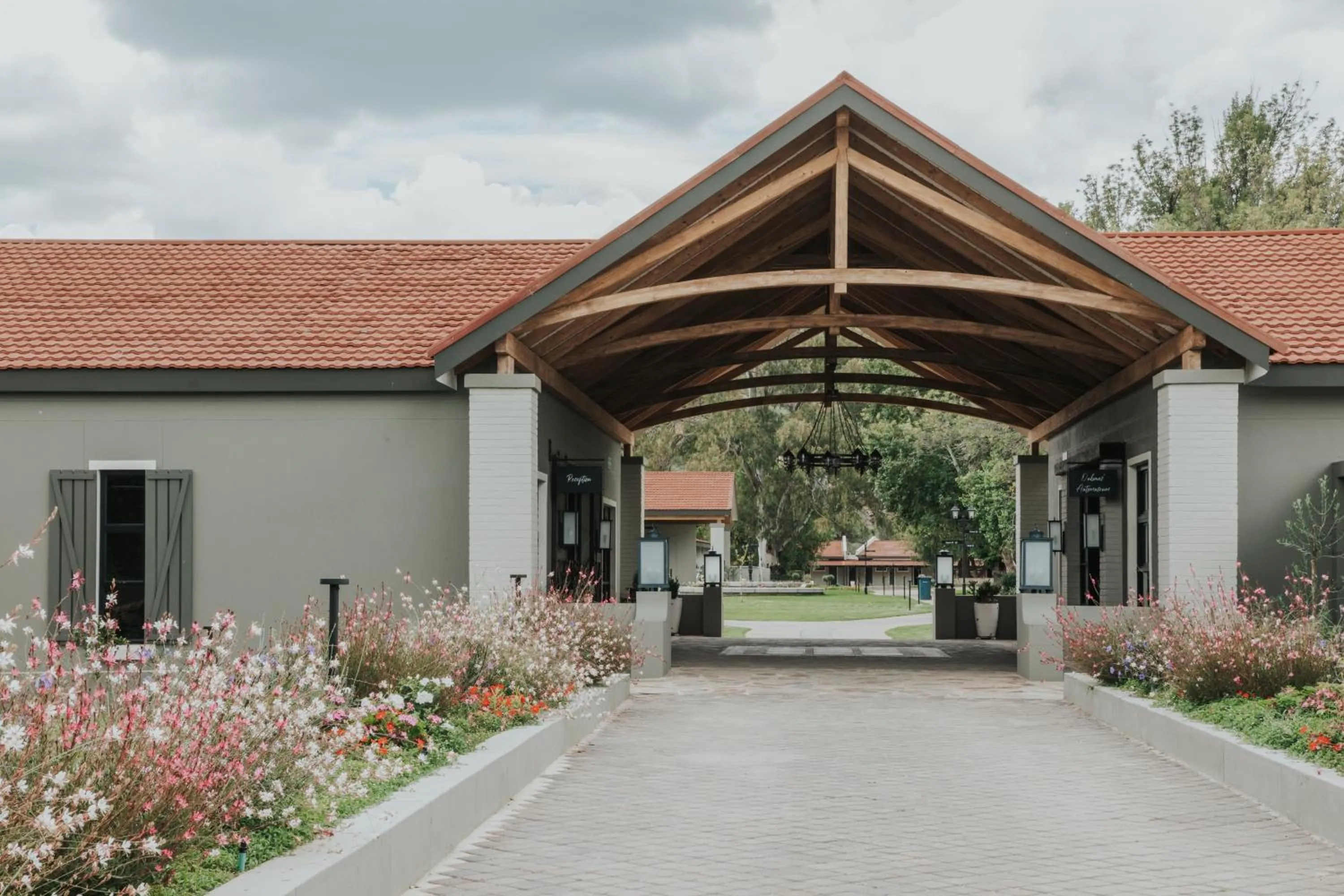 Property building in Midgard