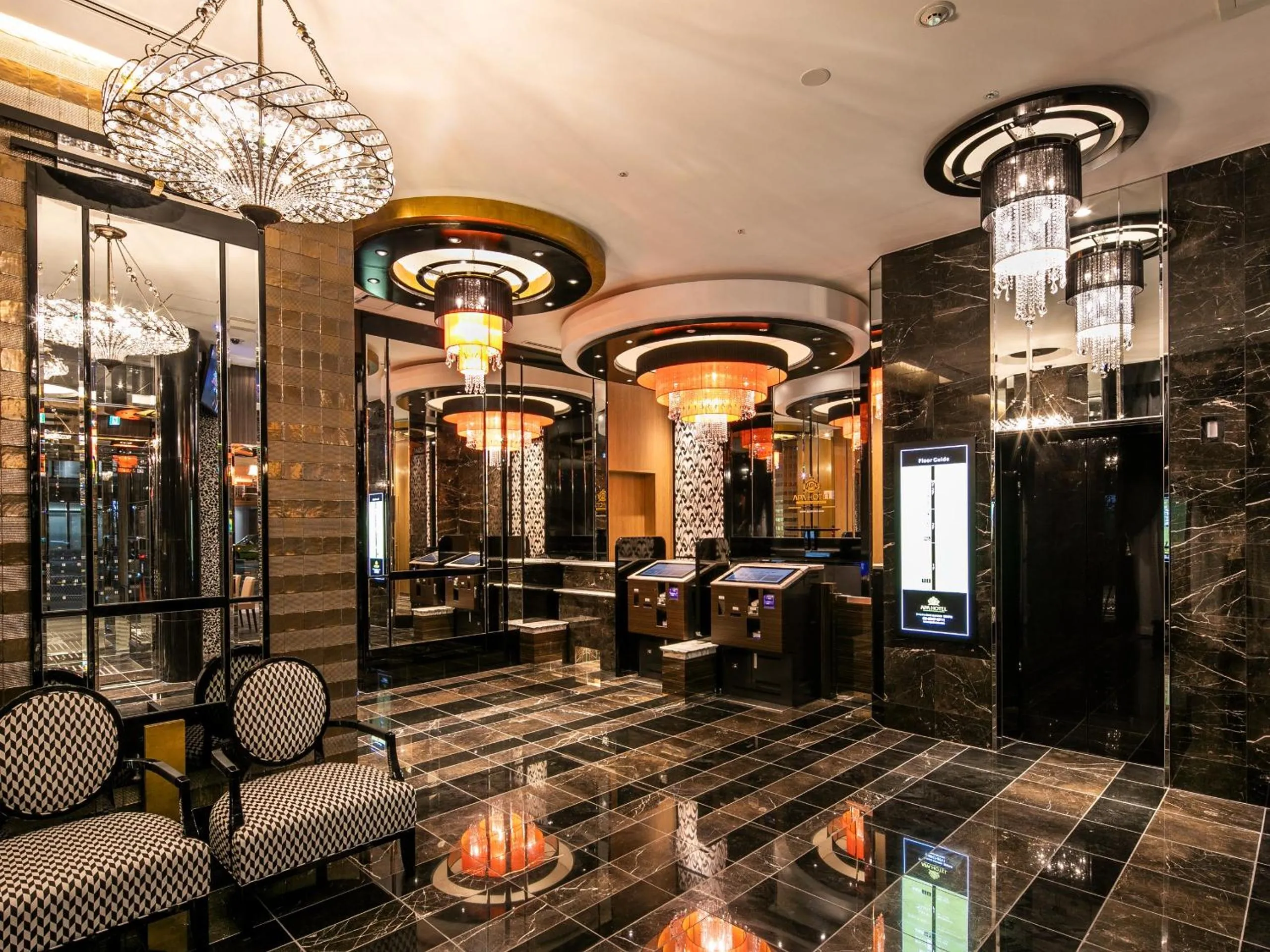 Lobby or reception in APA Hotel Nihombashi Bakurocho Ekimae
