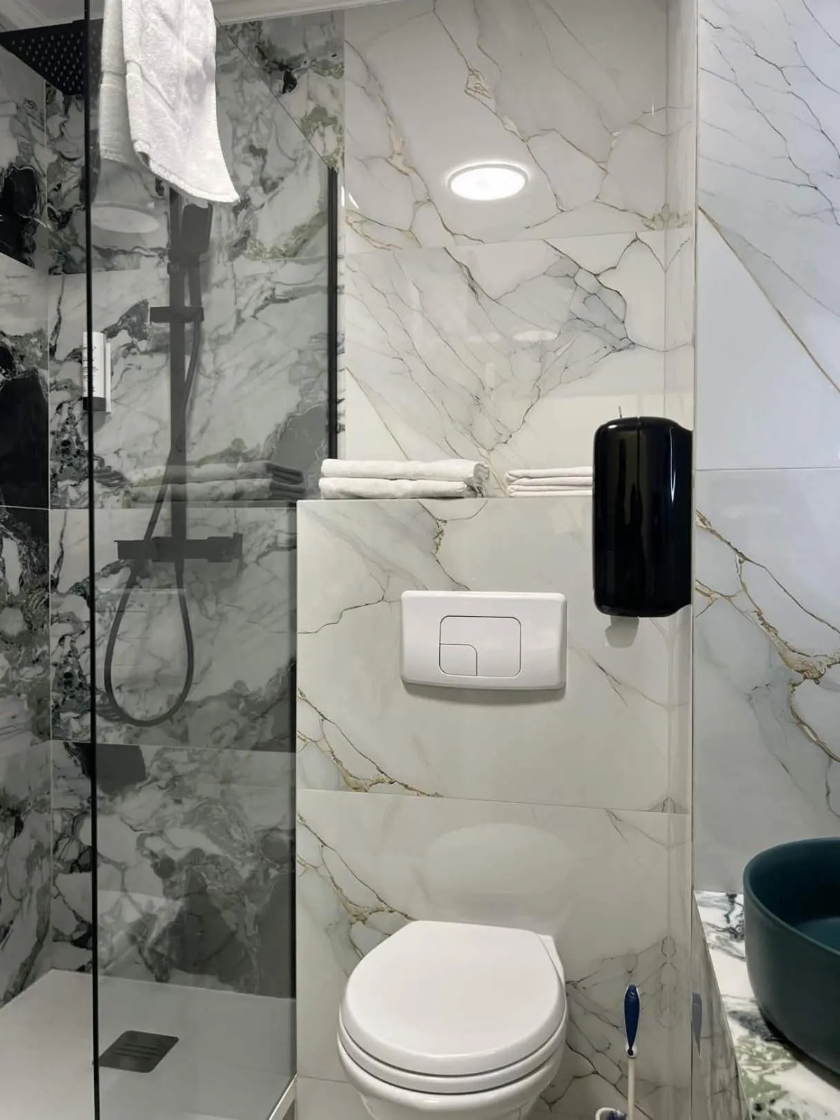 Contact Hôtel Le Continental