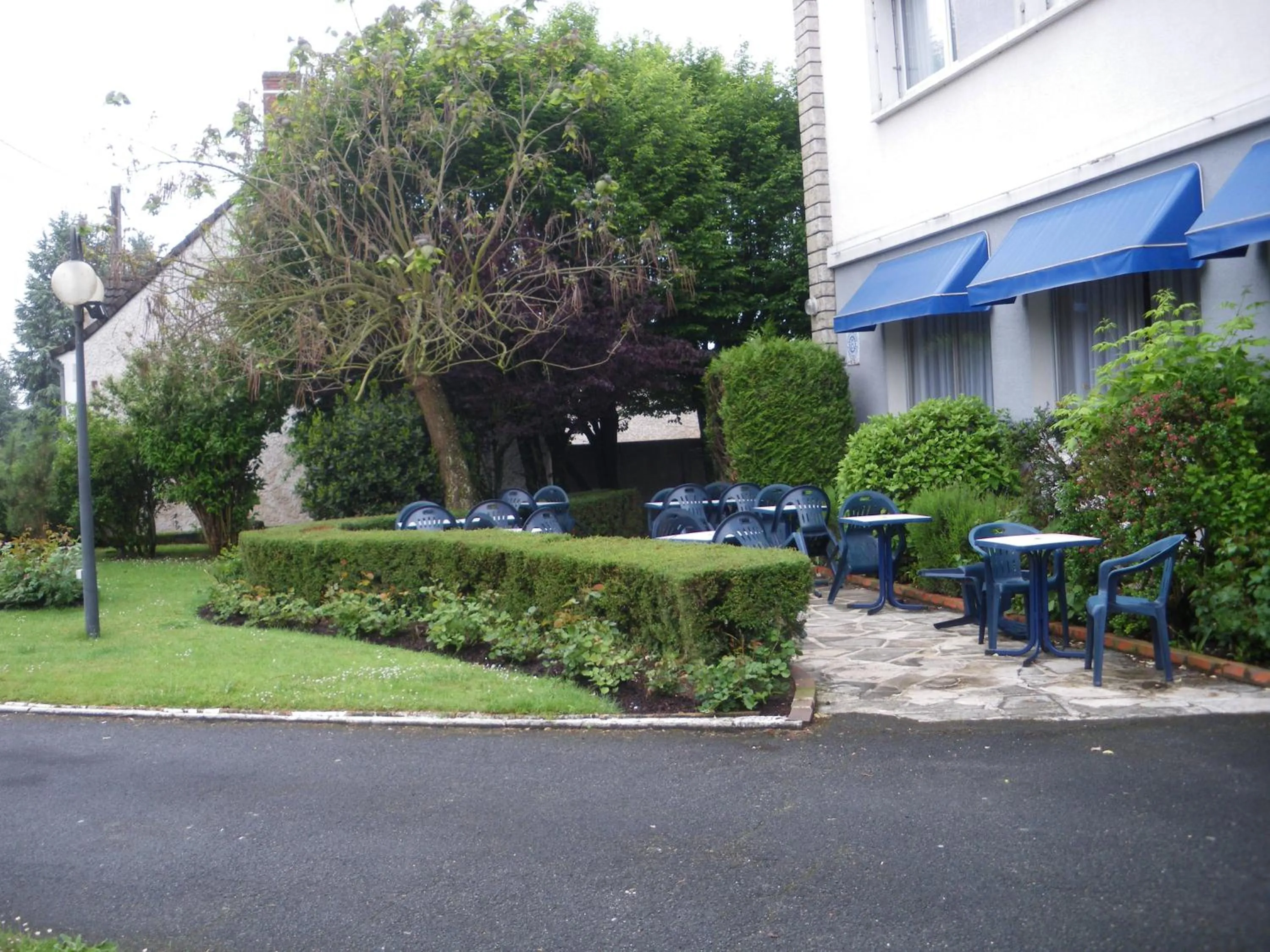 Facade/entrance in Hôtel Continental