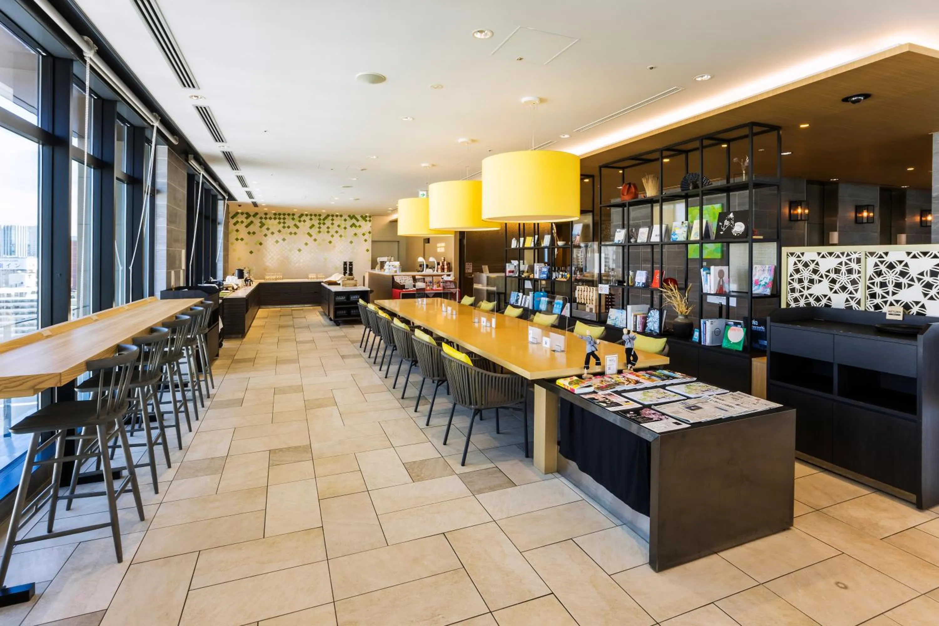 Communal lounge/ TV room in Hotel Intergate Hiroshima