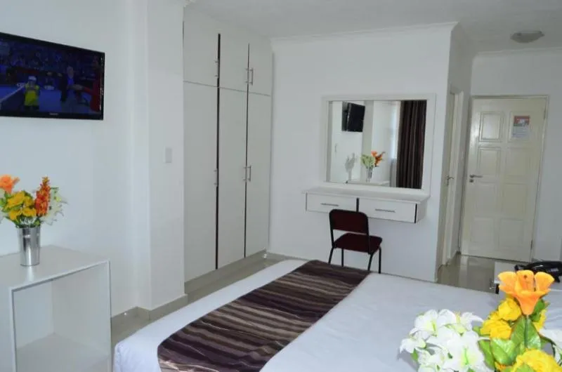 TV/Entertainment Center in Royal Ushaka Durban North