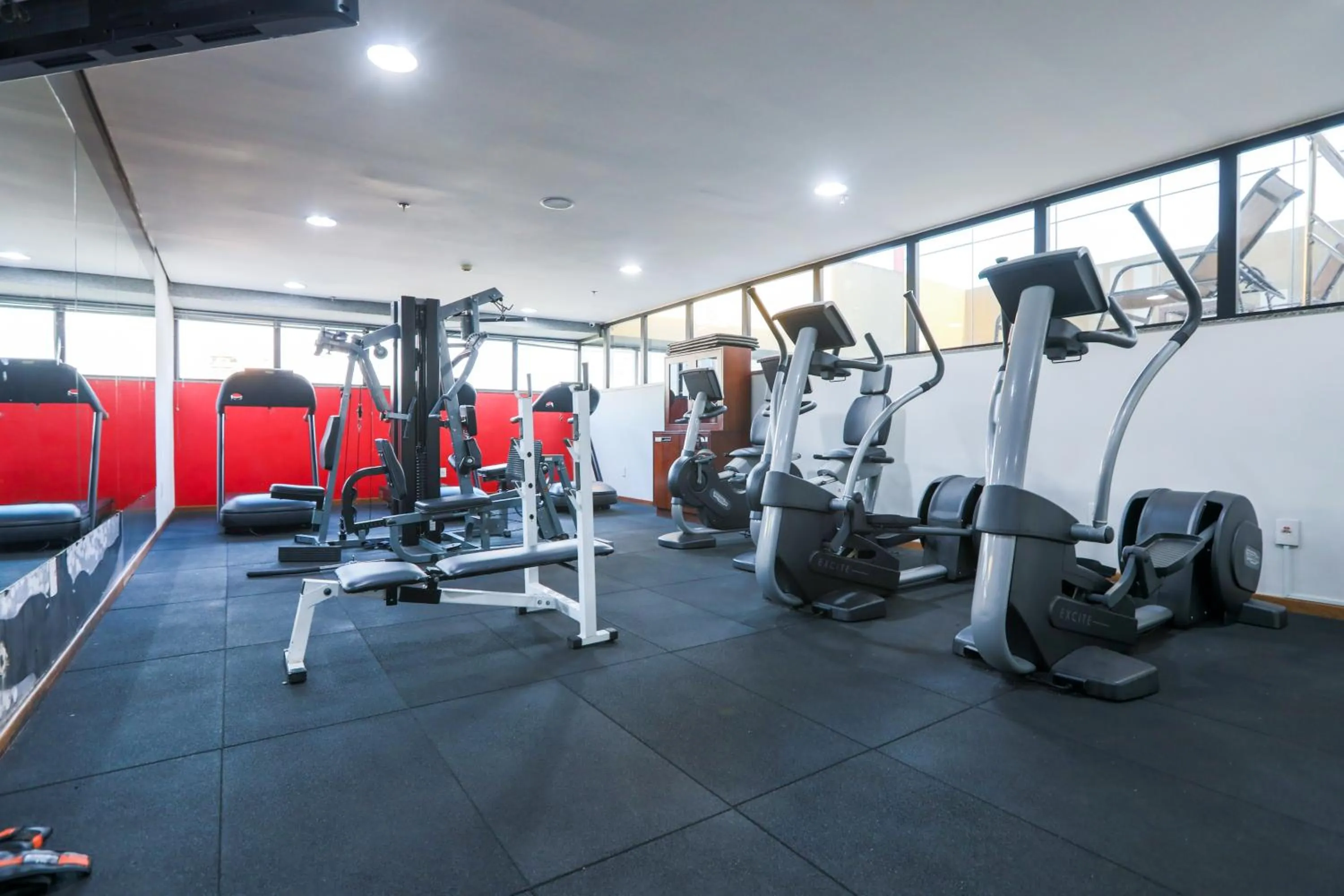 Fitness centre/facilities in Radisson Hotel Belém
