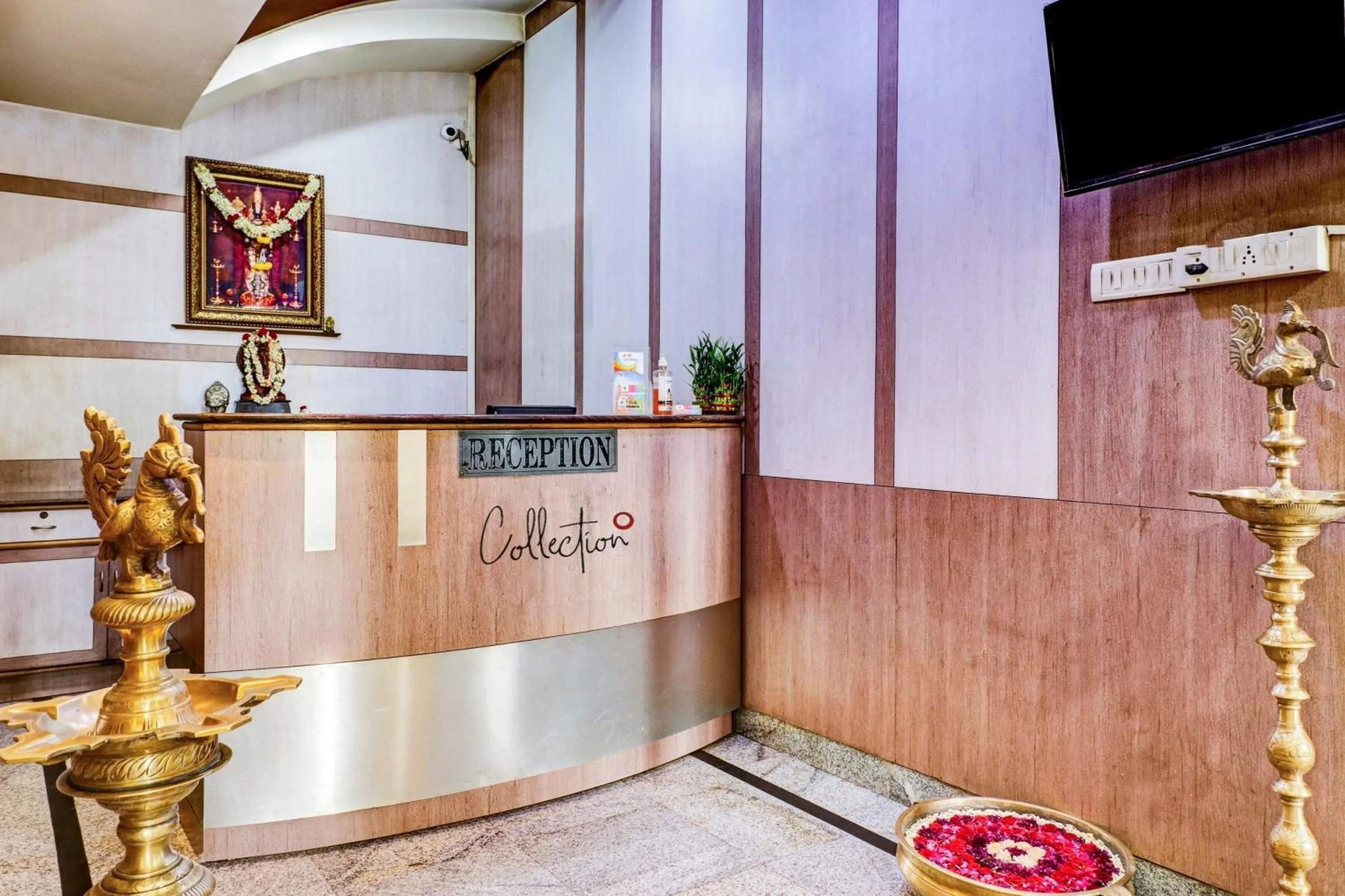 Lobby or reception in Collection O Madhura Residency