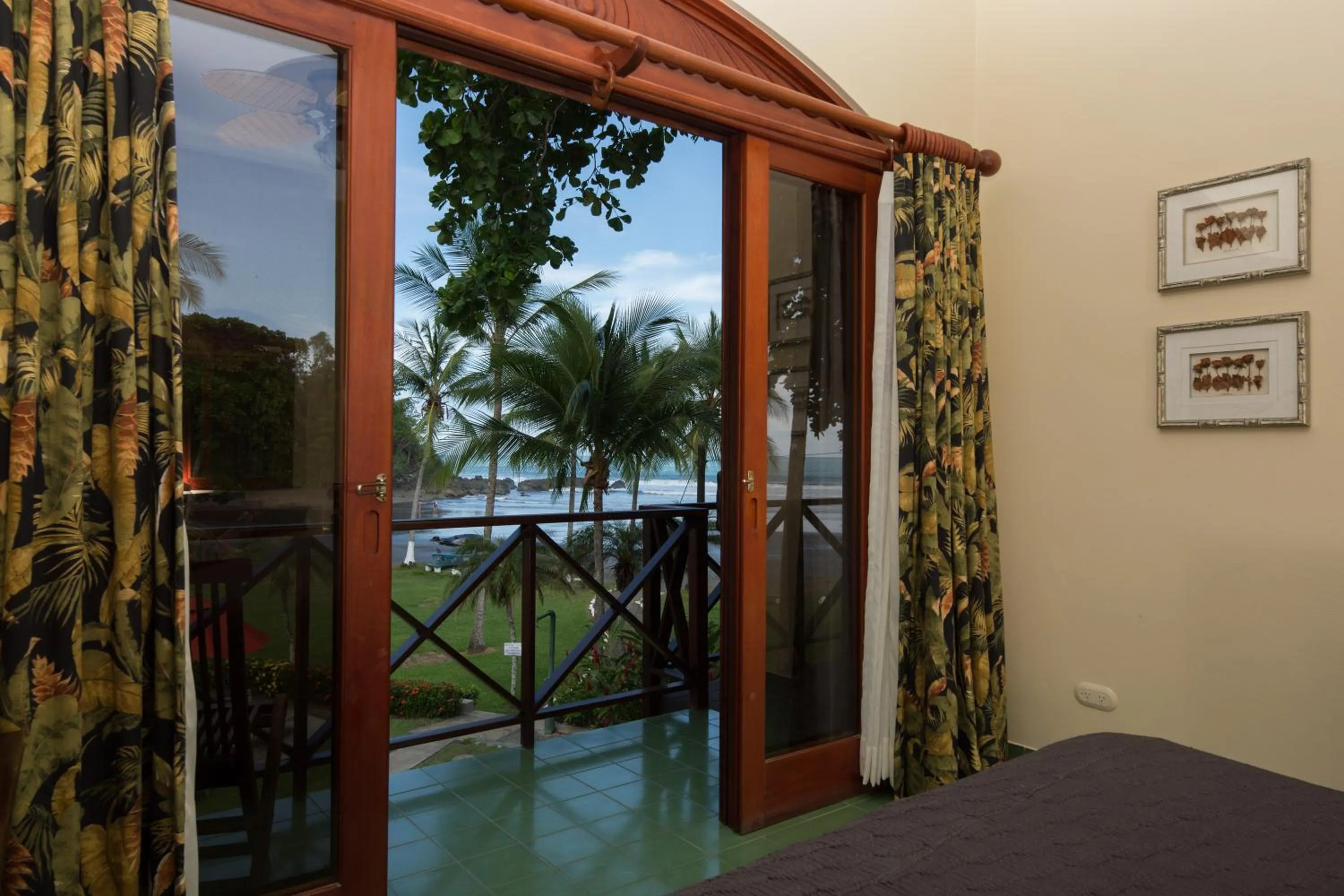 Sea view in Club del Mar Oceanfront