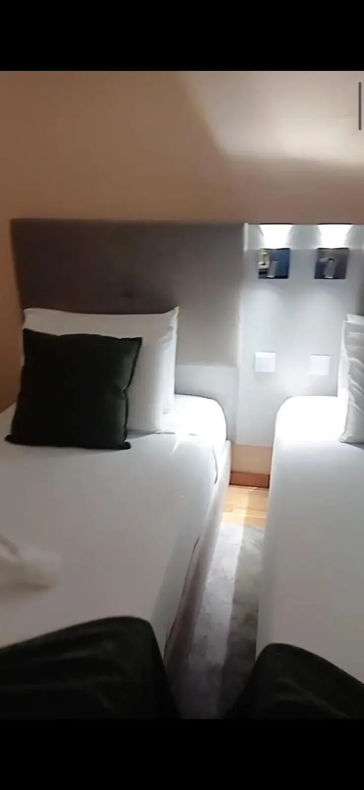 Bed in Hotel Excelsior