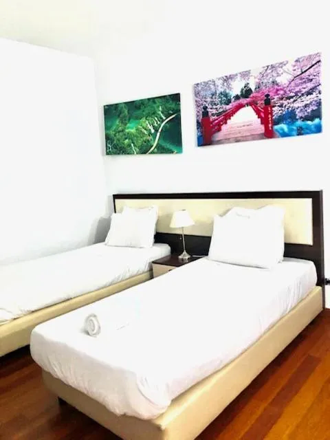 Bed in Hotel Excelsior