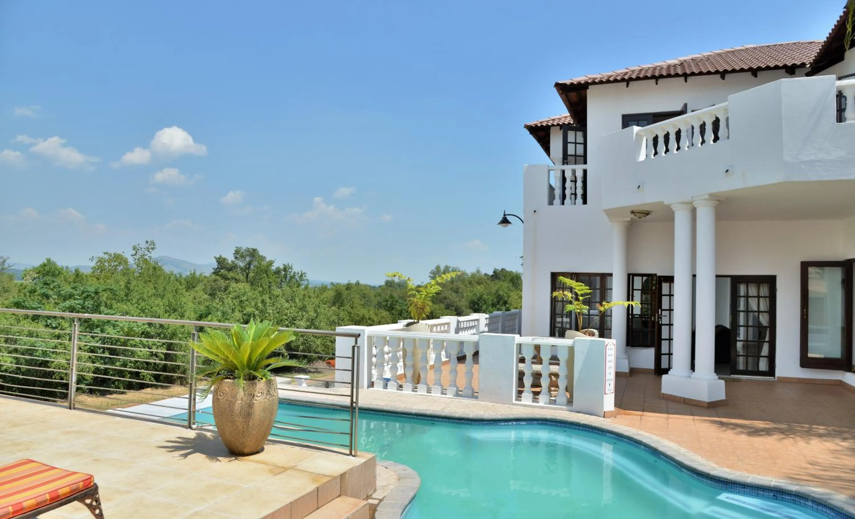 Property building in Indlovukazi Guesthouse