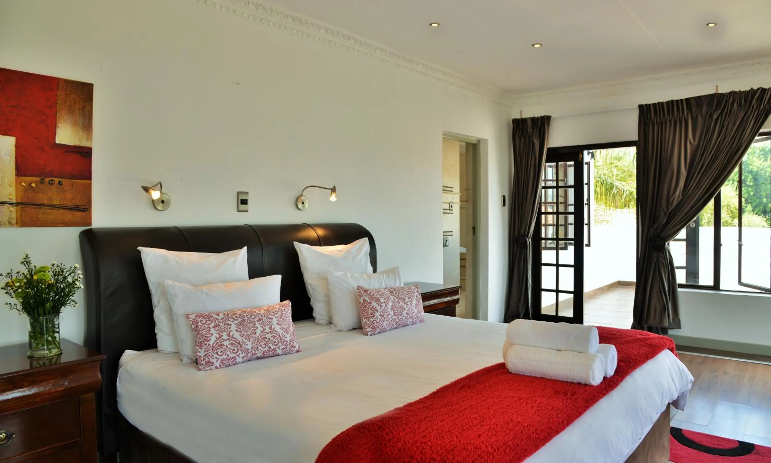 Bed in Indlovukazi Guesthouse