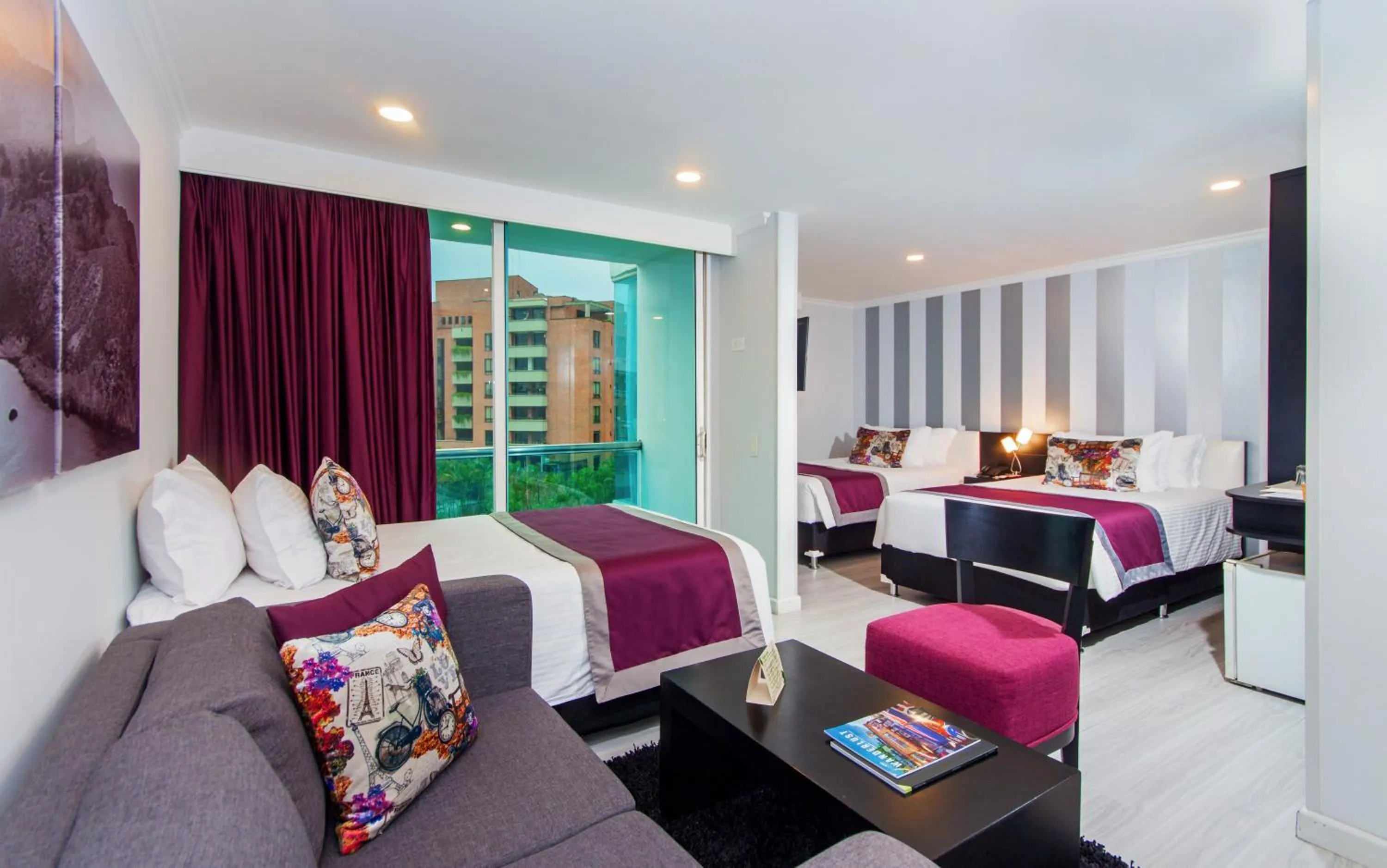 Photo of the whole room, Bed in The Morgana Poblado Suites Hotel