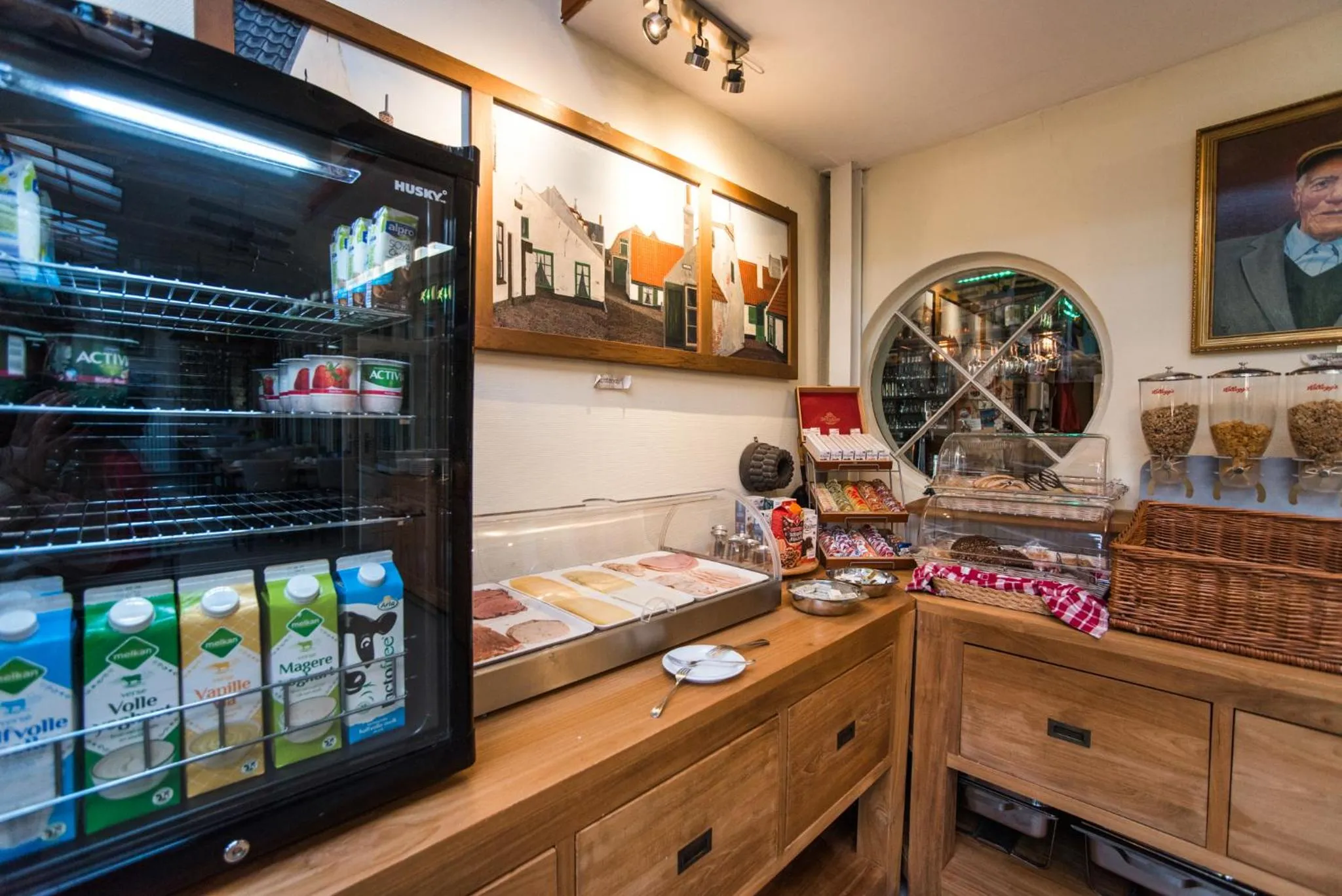 Buffet breakfast in Hotel Faber