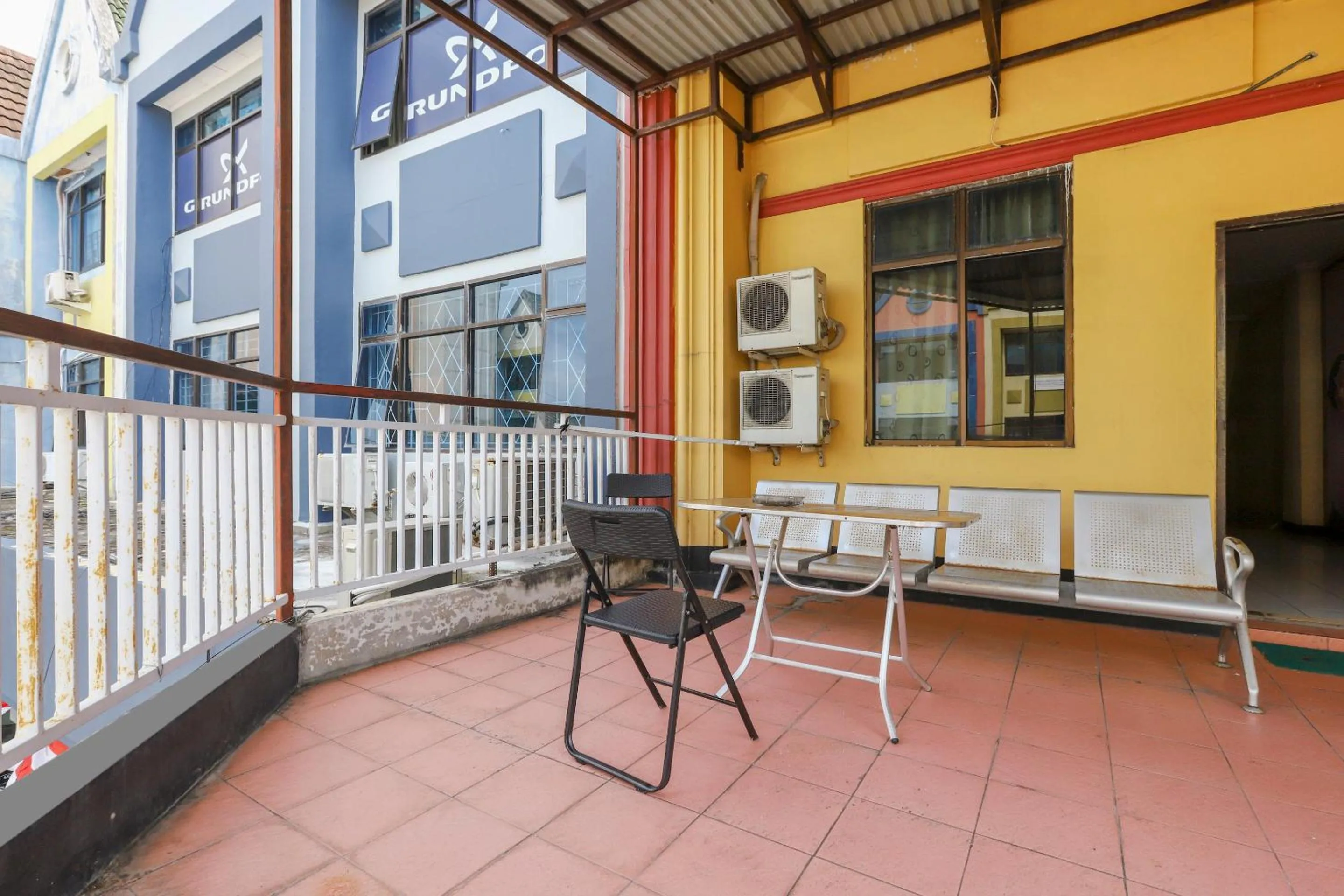 Balcony/Terrace in Good Sleep Balikpapan Mitra RedDoorz