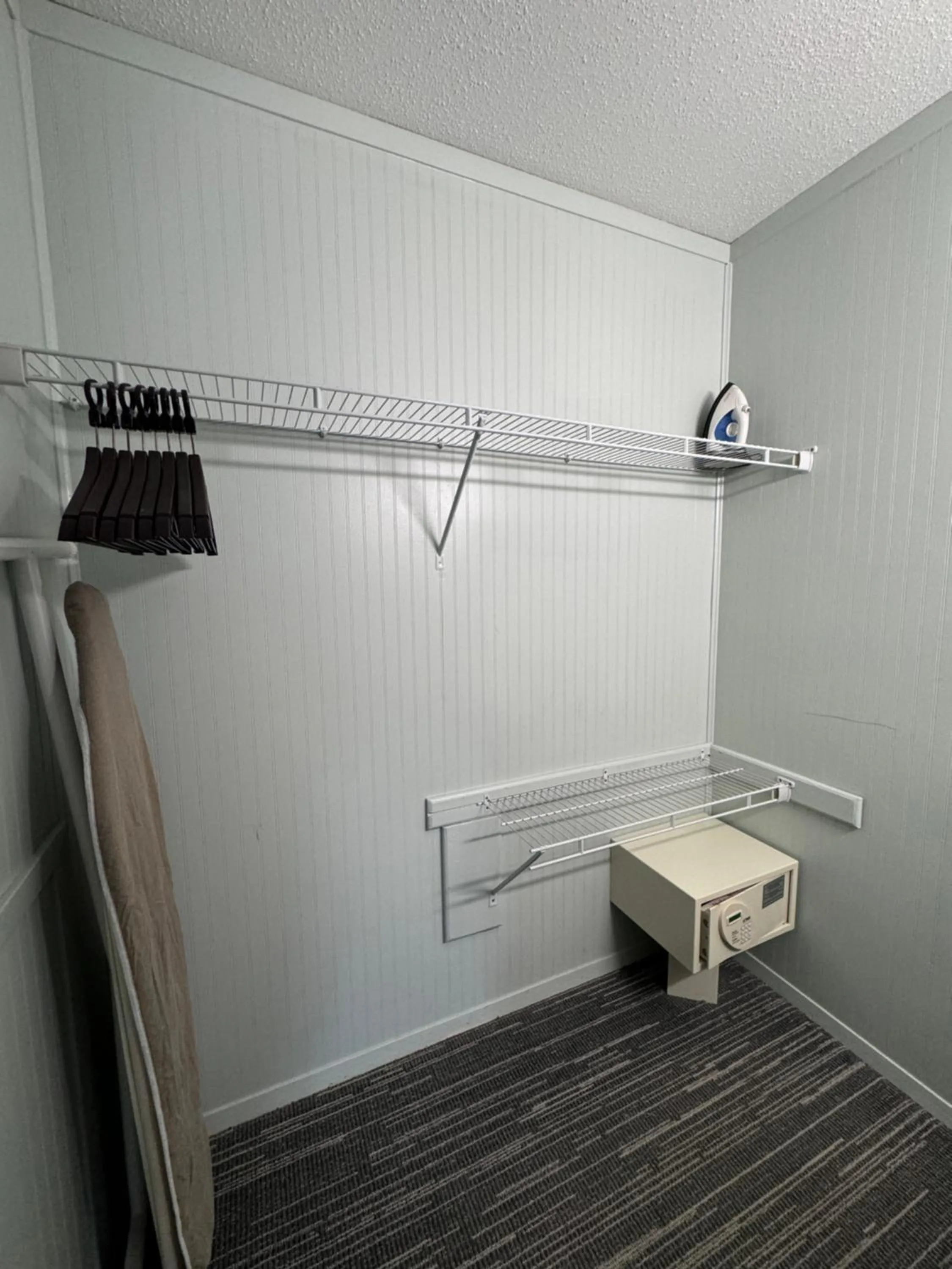 flat iron in Francis Scott Key Family Resort