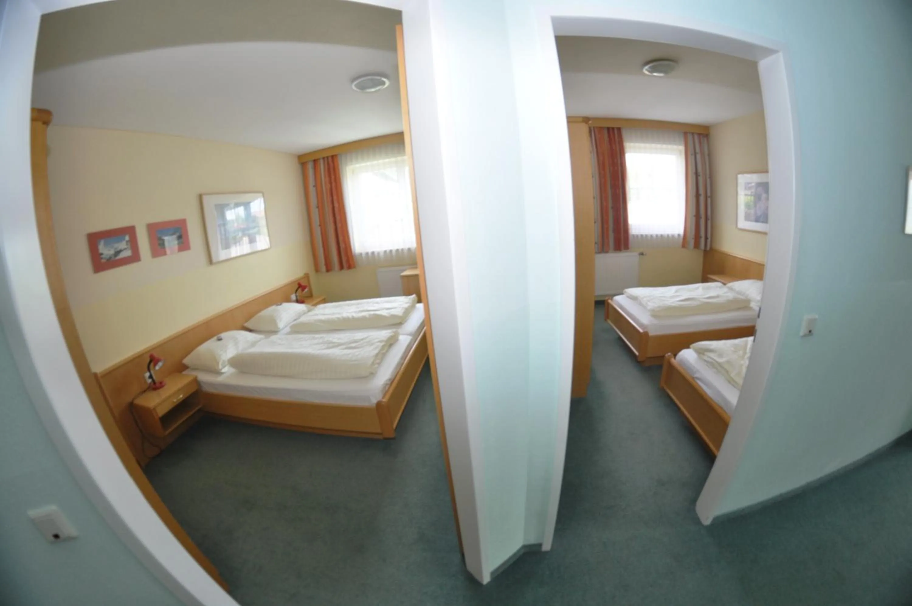 Photo of the whole room, Bed in Apparthotel Bliem