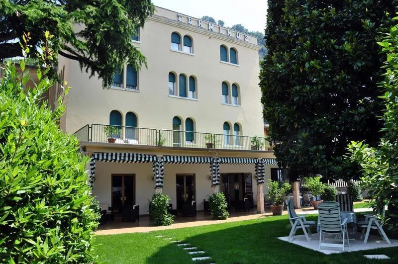 Facade/entrance in Hotel Terminus